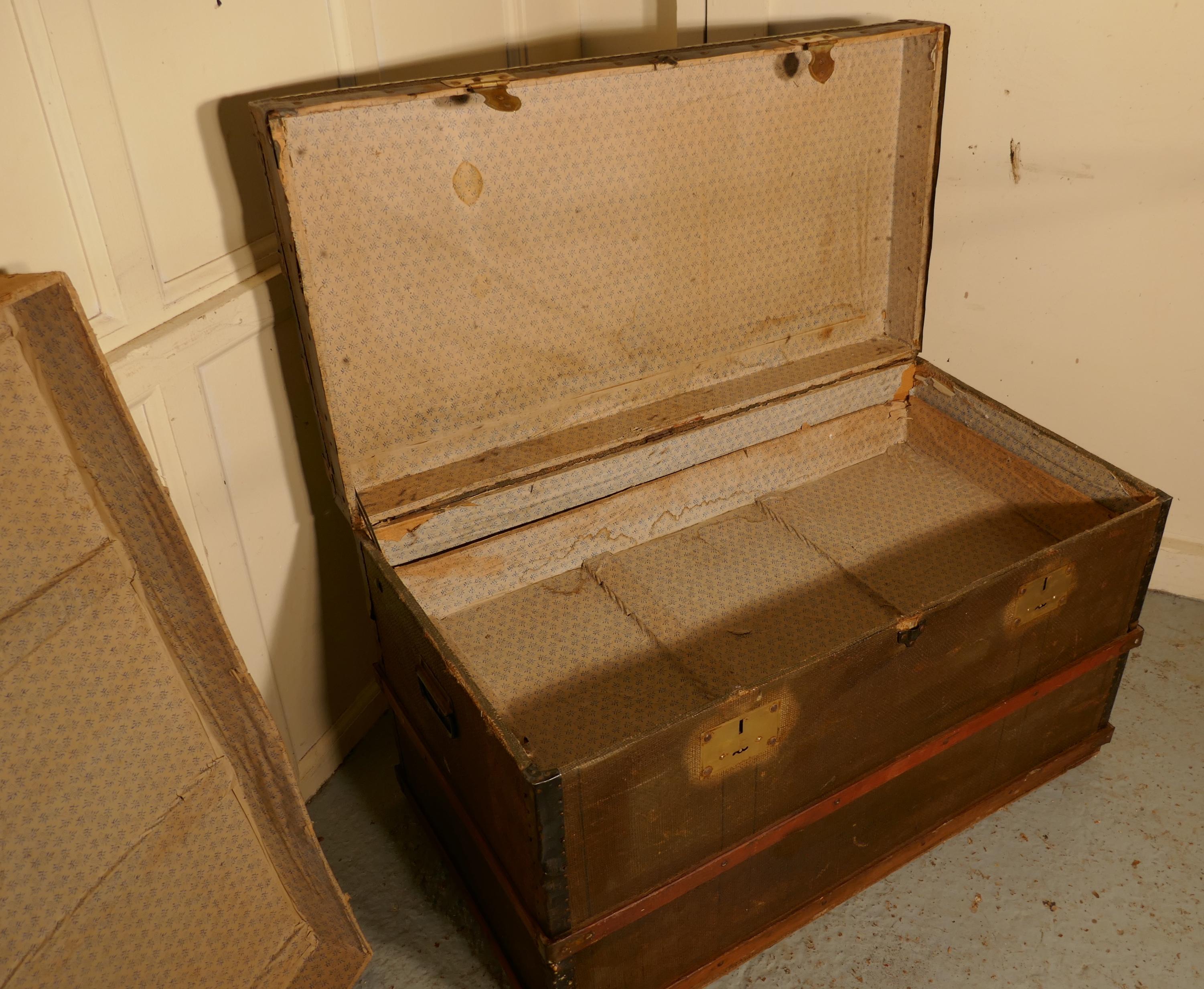 A Vintage Brass and Bound Canvas Travel Steamer Trunk  A very useful decorative  For Sale 2