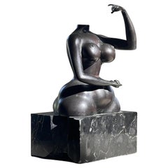 Un torse vintage en bronze d'une femme voluptueuse par Rudolf Hausner, 1977