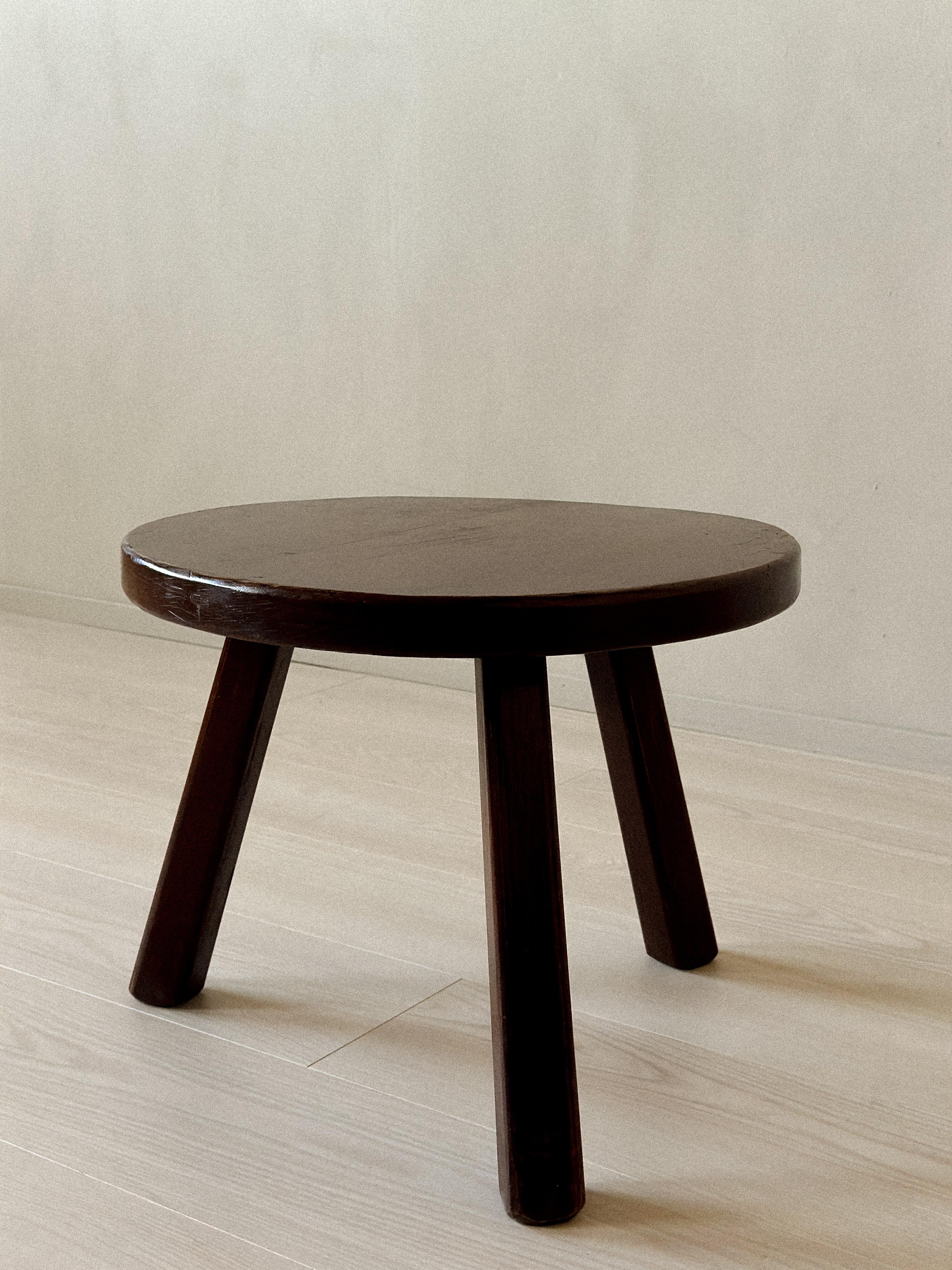French A Vintage Brutalist Side table, Massive Oak, France, circa 1970s For Sale