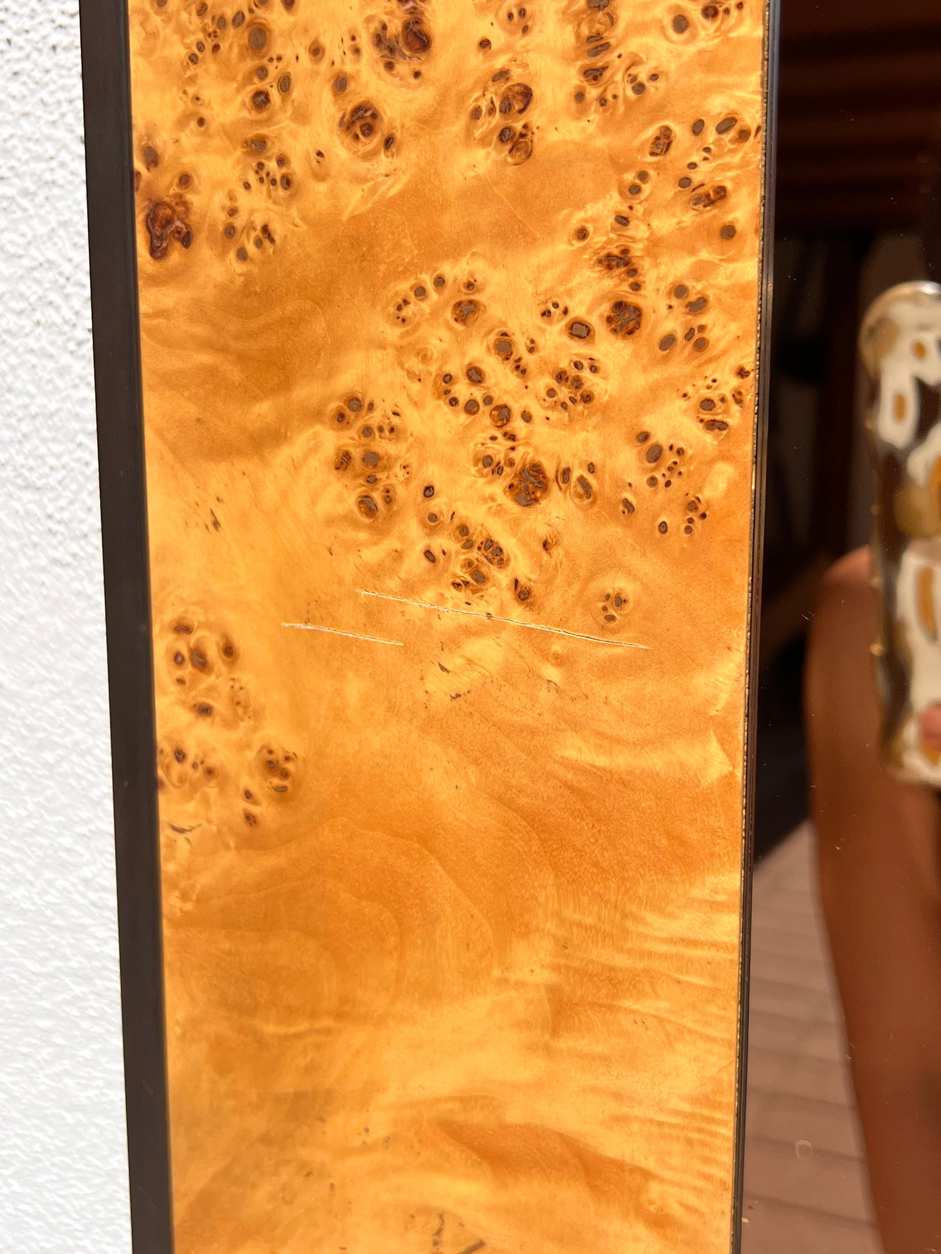 Miroir vintage en loupe avec cintres en lucite, fin du 20e siècle en vente 12