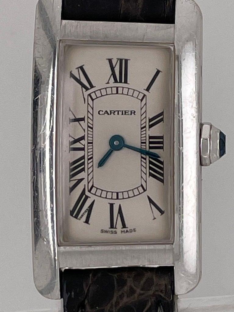 A Vintage Cartier Tank Allonge Wrist Watch, Alligator band In Good Condition For Sale In Manhasset, NY