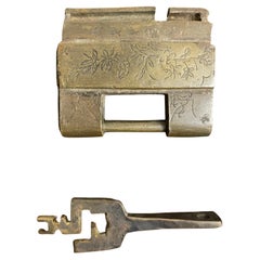 Ein Vintage Chinese Messing Schloss mit Schlüssel
