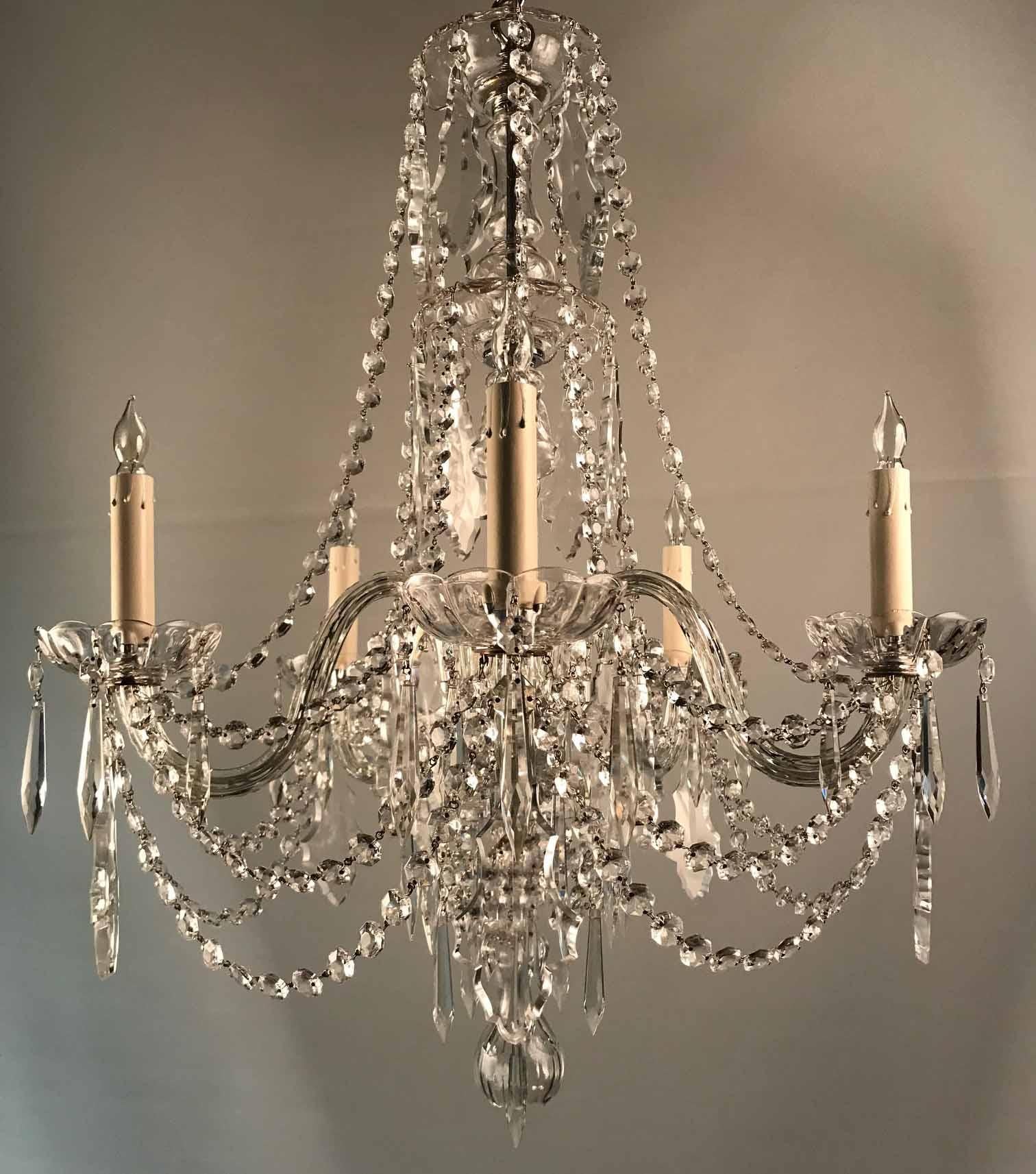 Vintage Czech Five-Light Lead-Crystal Chandelier In Good Condition In Montreal, QC