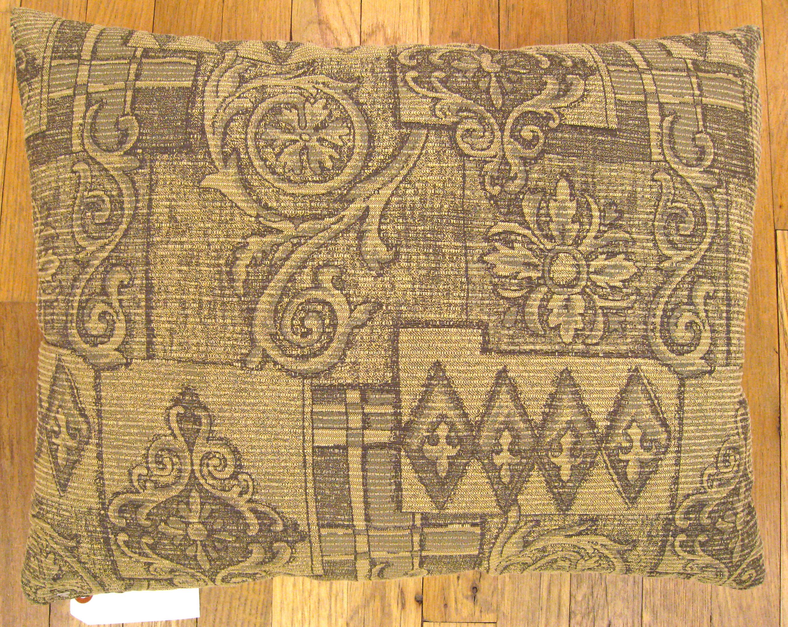 Vintage Decorative Pillow with a Directional Floral Pattern In Fair Condition For Sale In New York, NY