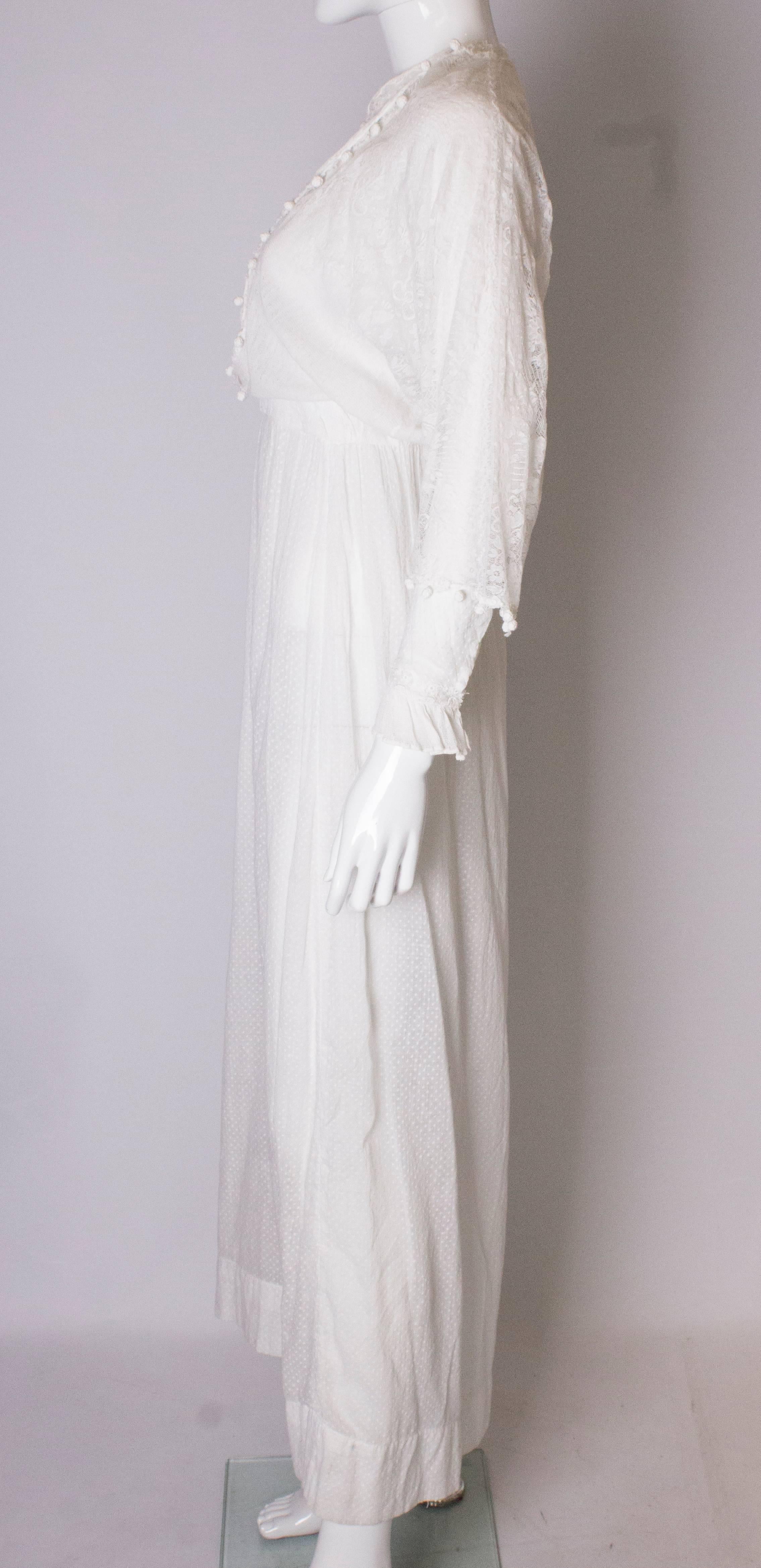 Women's A Vintage Edwardian White Cotton Lawn Dress with Lace Detailil  For Sale