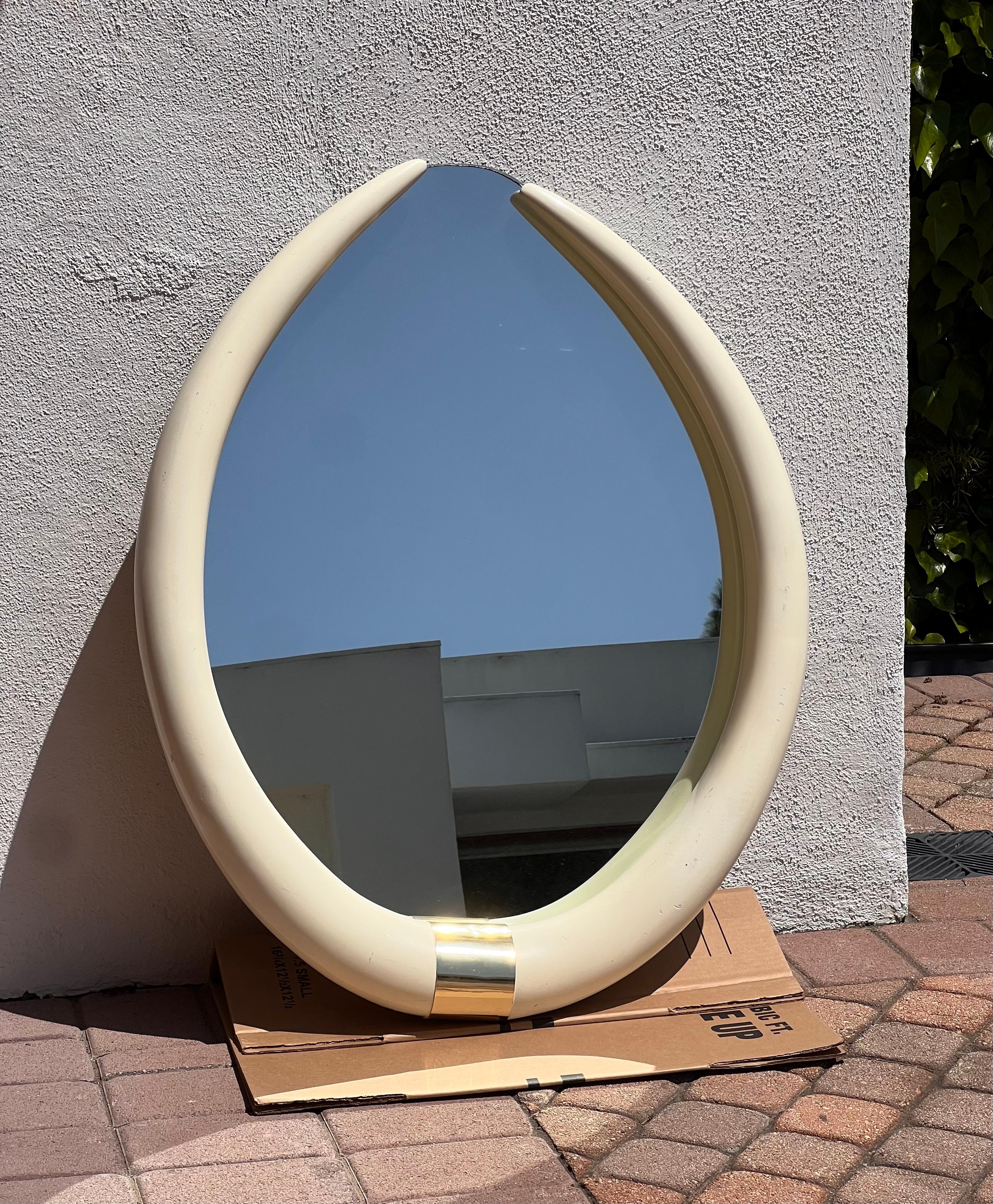 Fin du 20e siècle Miroir vintage en défense d'éléphant d'après Karl Springer, vers 1979 en vente