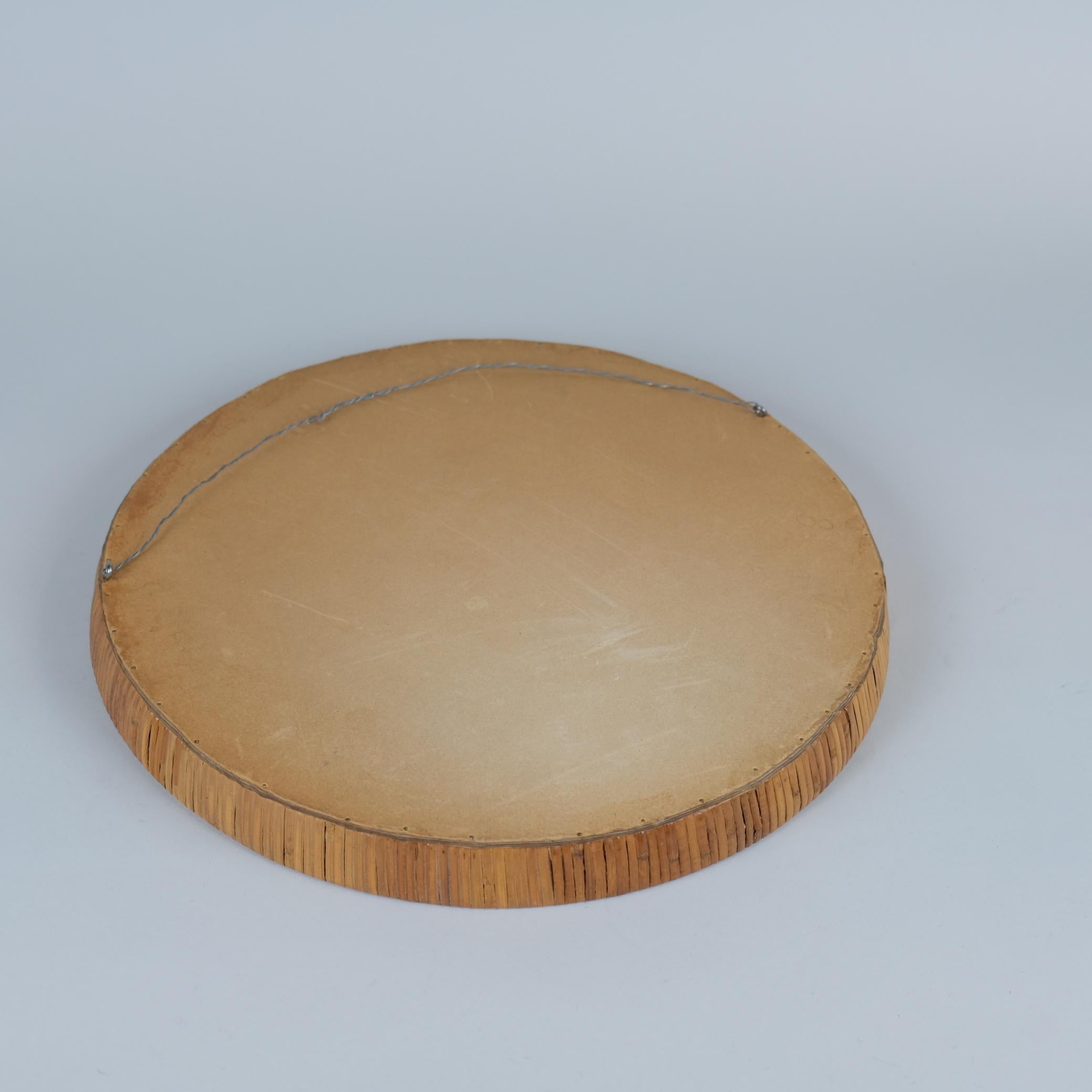 Rattan Specchio finlandese rotondo in rattan, 1960 in vendita