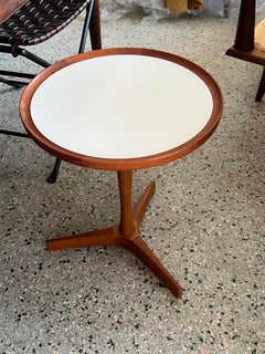 Ein dänischer Beistelltisch von Hans Andersen