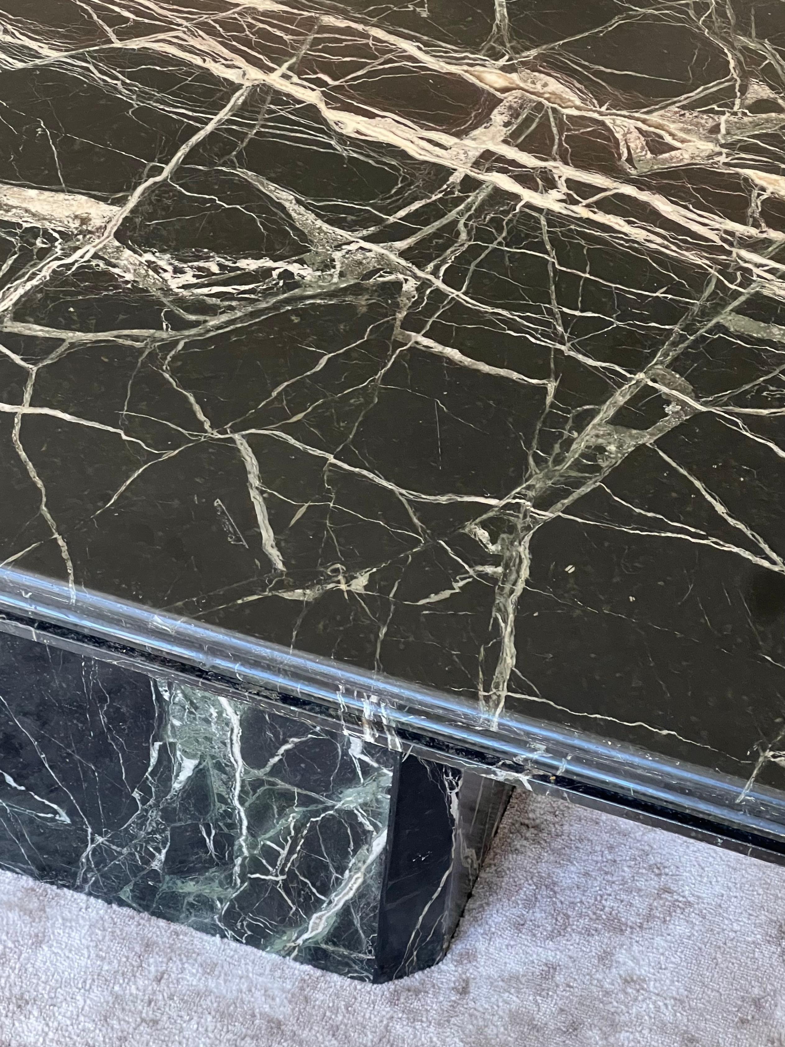 A vintage Italian black marble dining table, 20th century 6