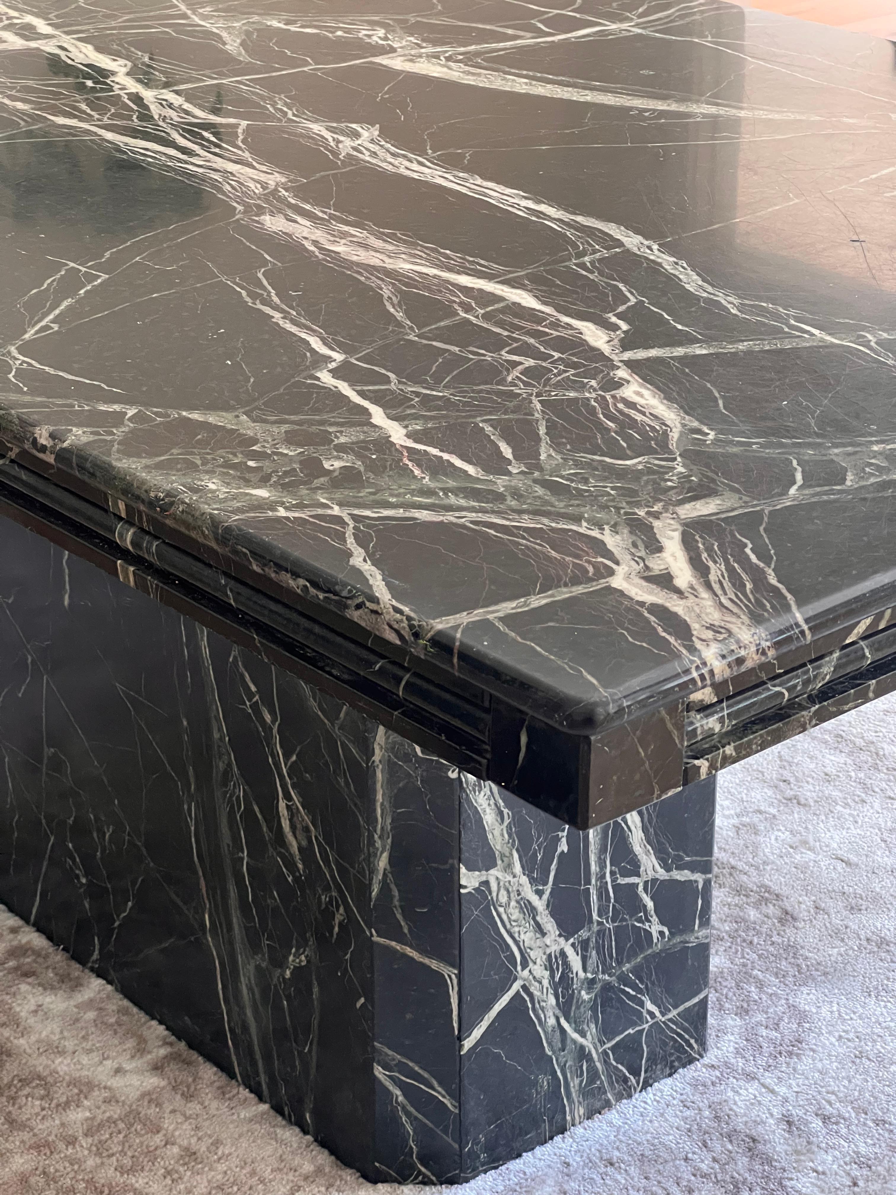 A vintage Italian black marble dining table, 20th century 13