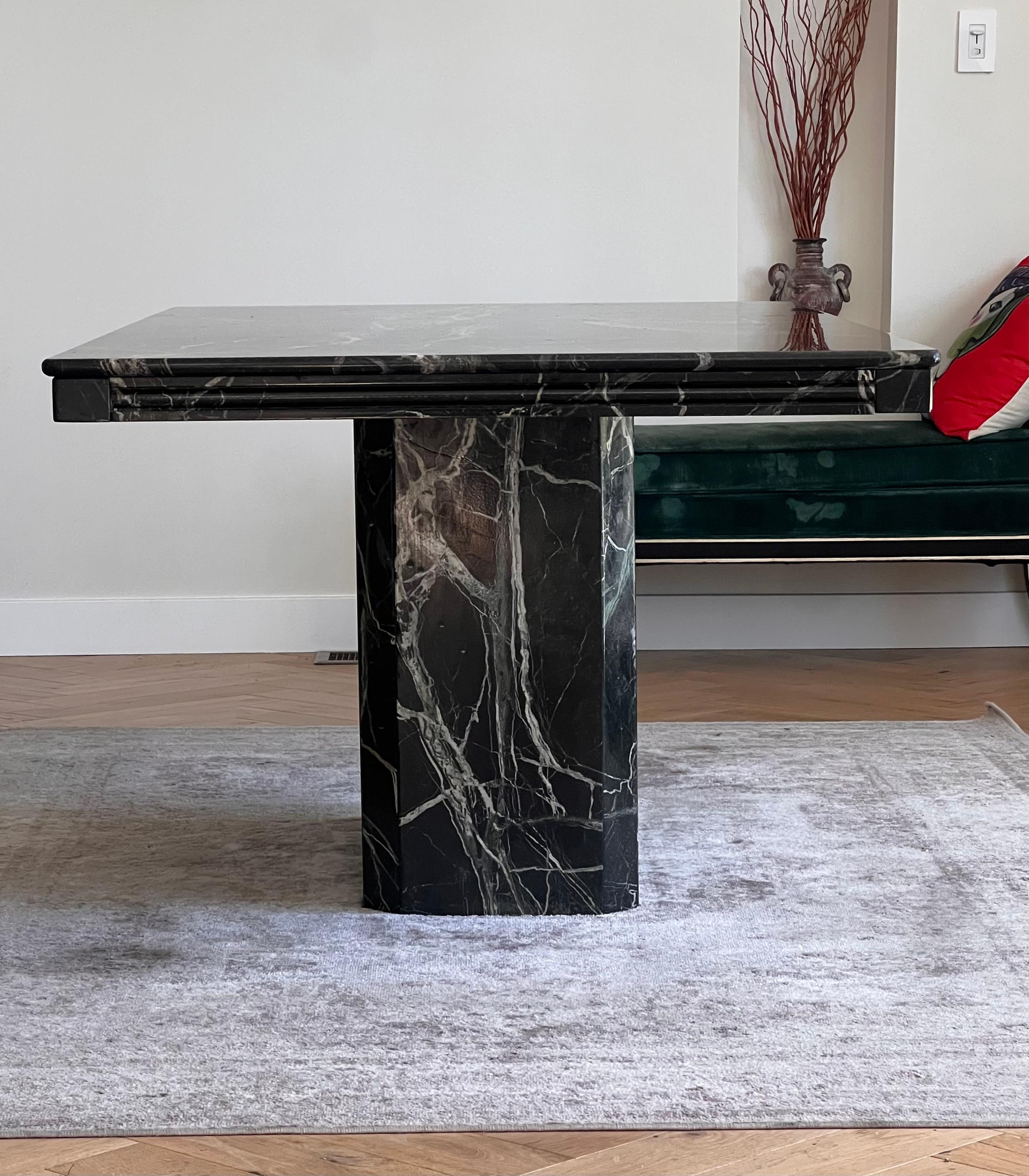 A vintage Italian black marble dining table, 20th century 14