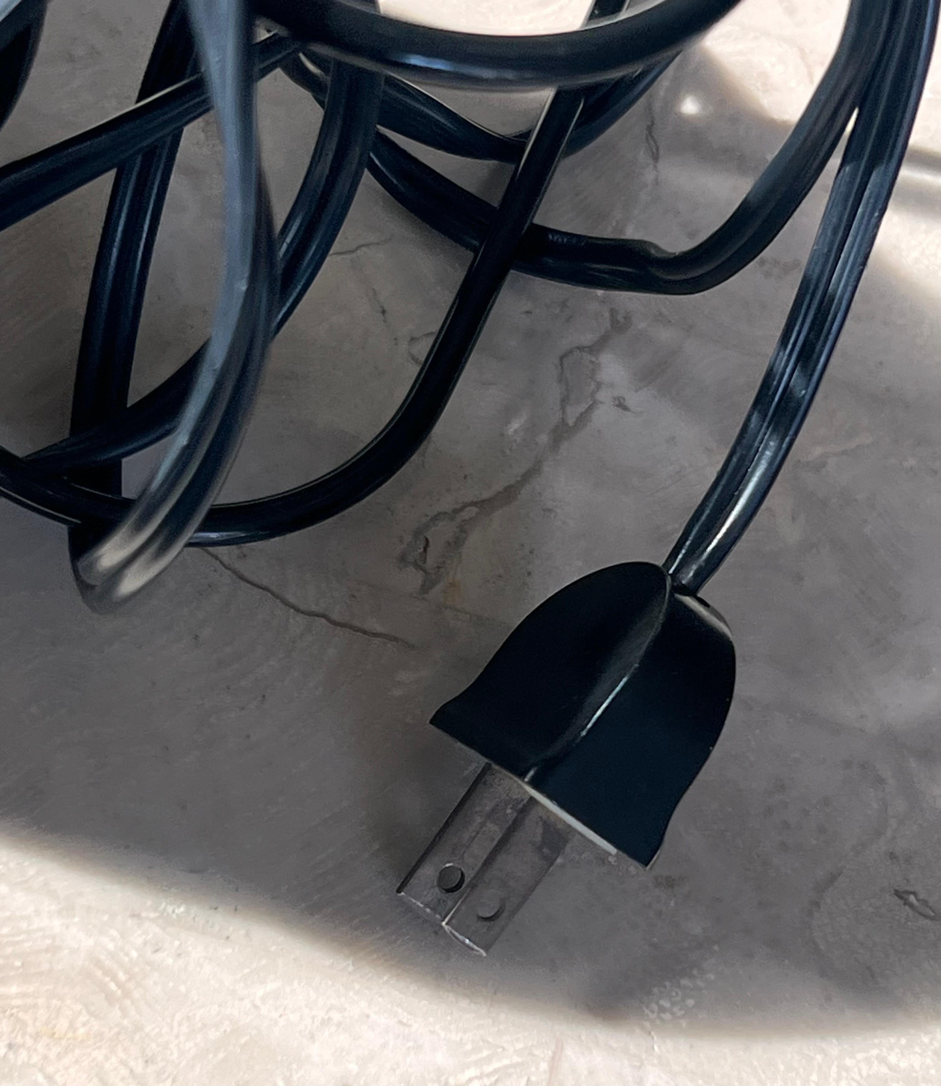 A vintage Italian « Dove » table lamp by PAF Studio, Milan 20th century 11