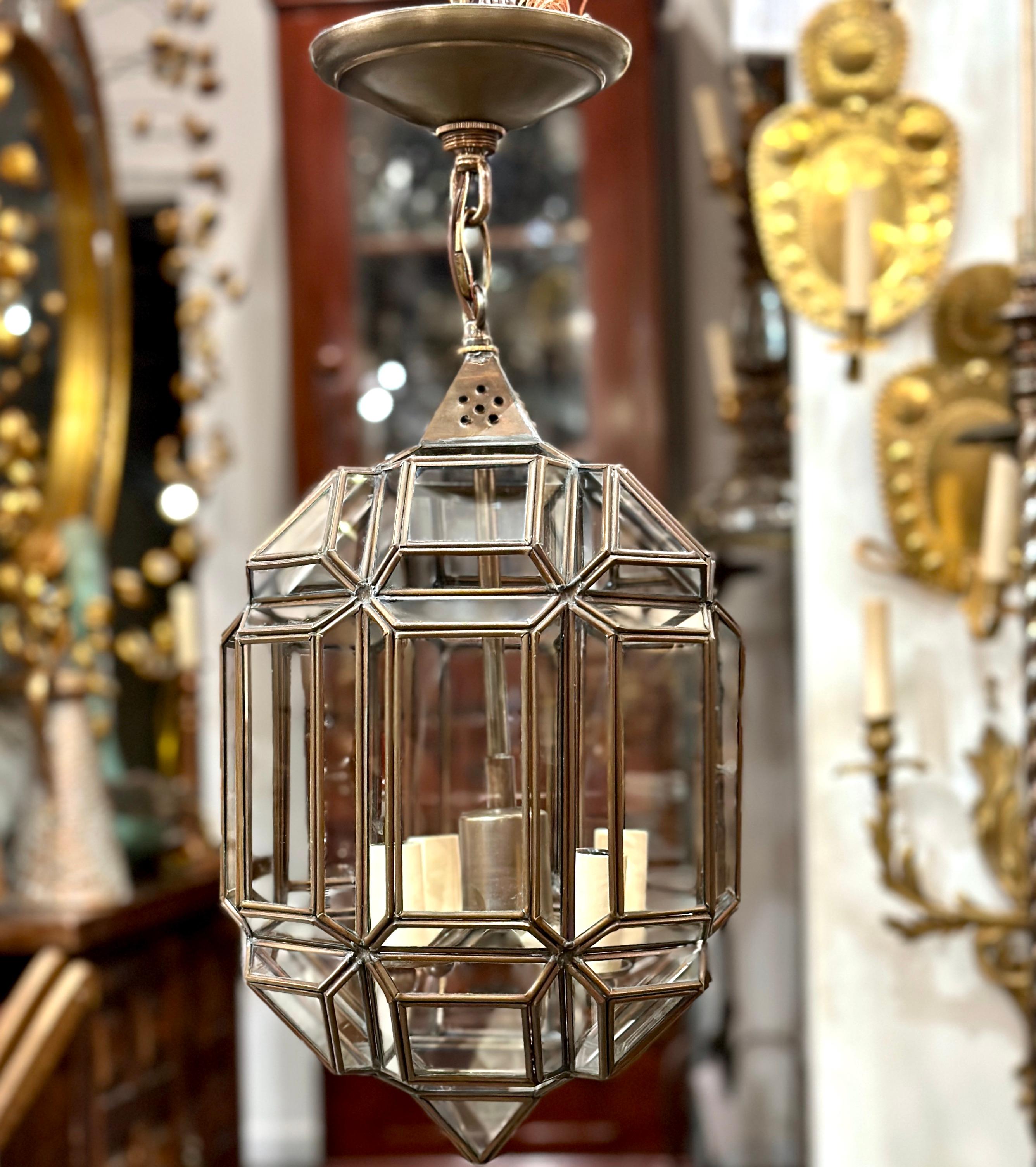 A Vintage Italian Lantern In Good Condition For Sale In New York, NY