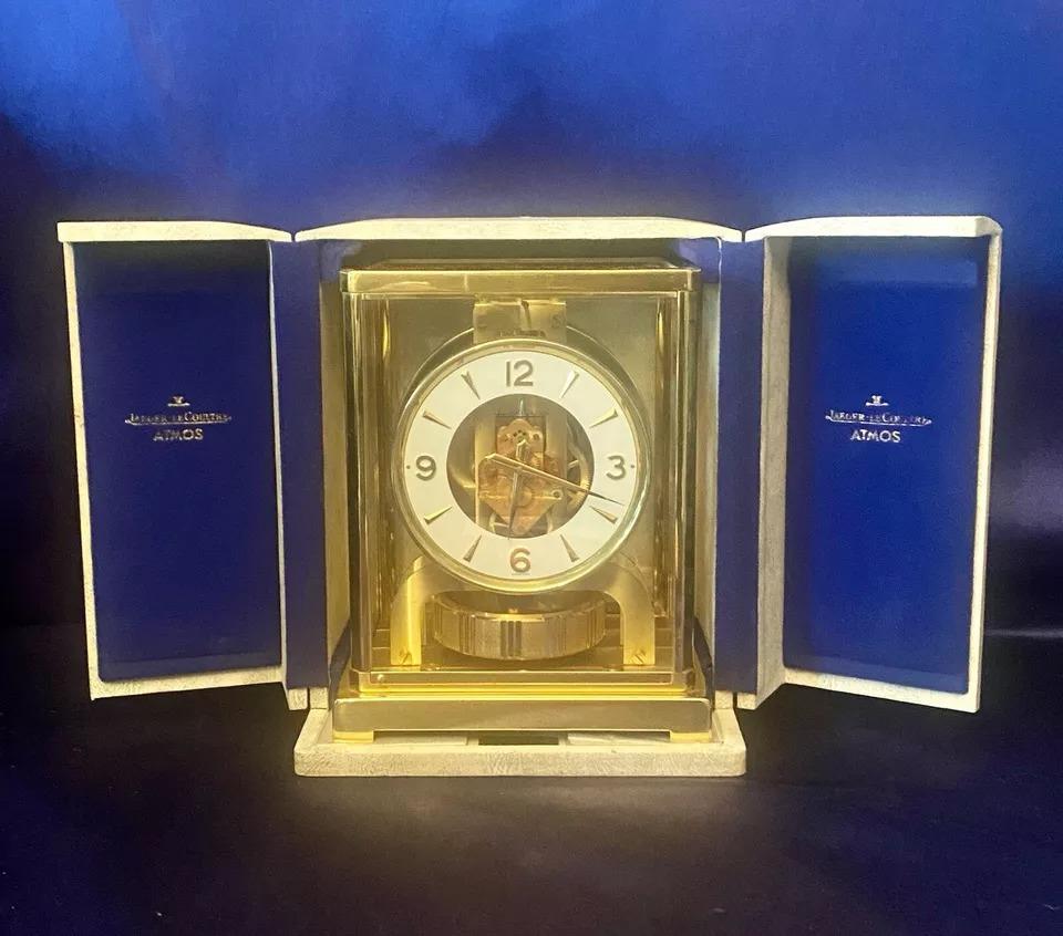 XX secolo Orologio Jaeger-LeCoultre Atmos d'epoca funzionante con scatola e documenti originali in vendita