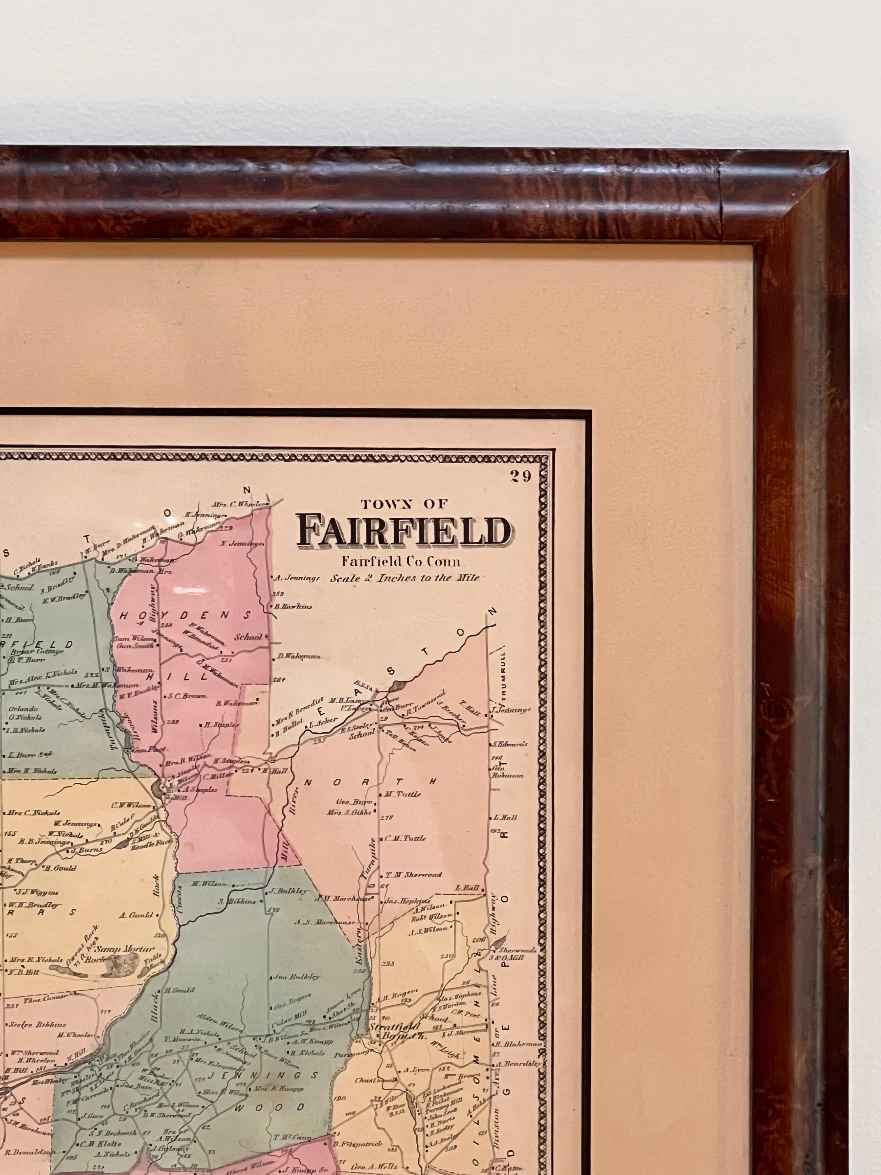 Vintage-Karte von Fairfield Connecticut, gerahmt in Wurzelholz, Anfang 20. (Amerikanische Klassik) im Angebot