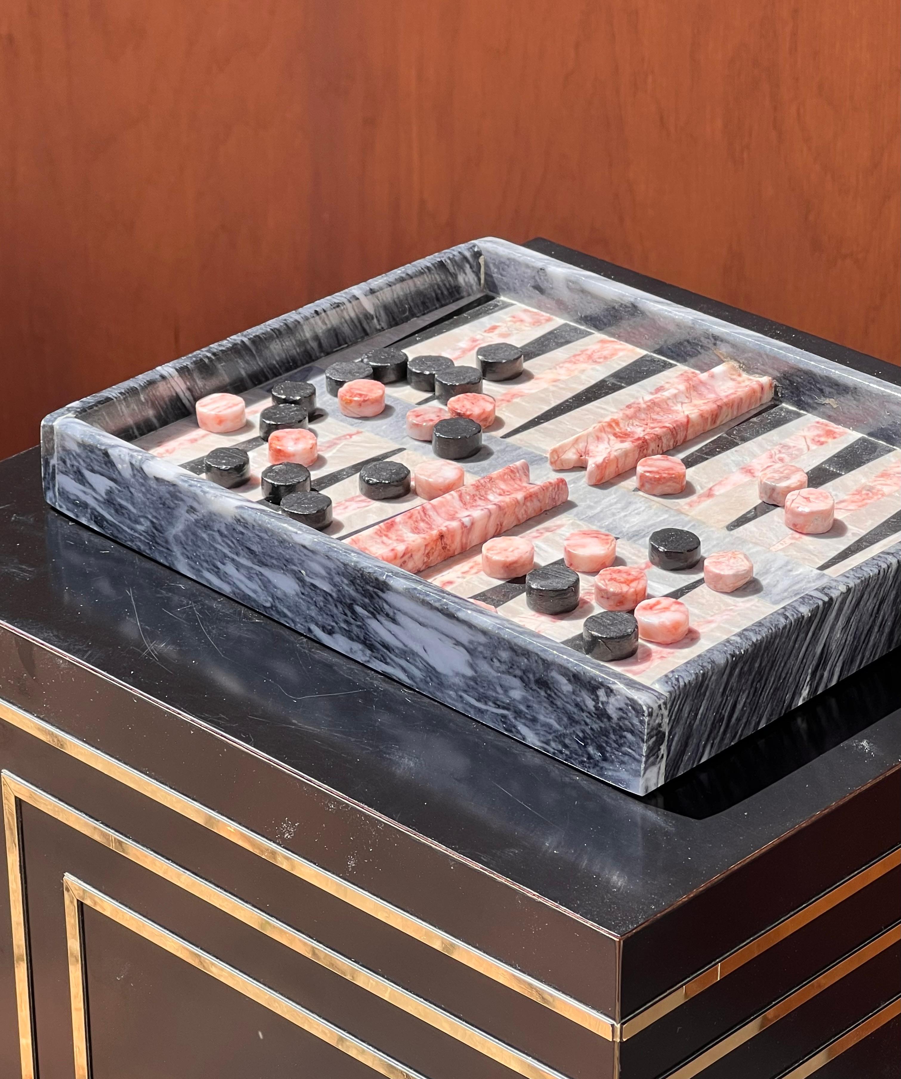 Un set da gioco di backgammon in marmo d'epoca, 20° secolo in vendita 1