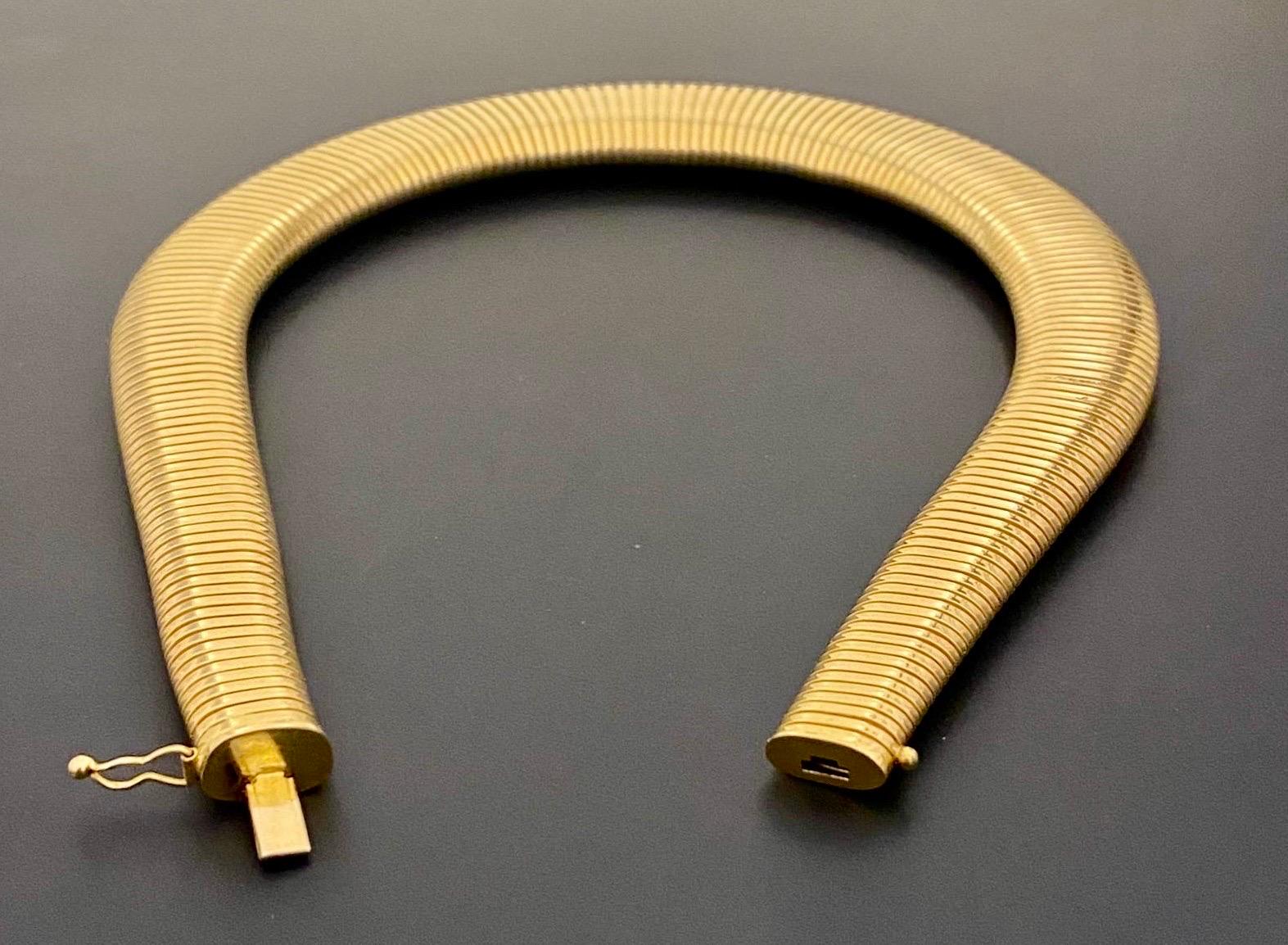 Ein Vintage Mitte des Jahrhunderts Italienisch Tubogas 14k Gold Halskette  im Angebot 2