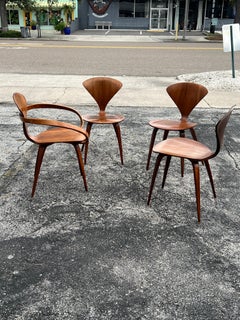 Una sedia a bracci Norman Cherner Plycraft d'epoca  E tre sedie laterali anni '50 ca.