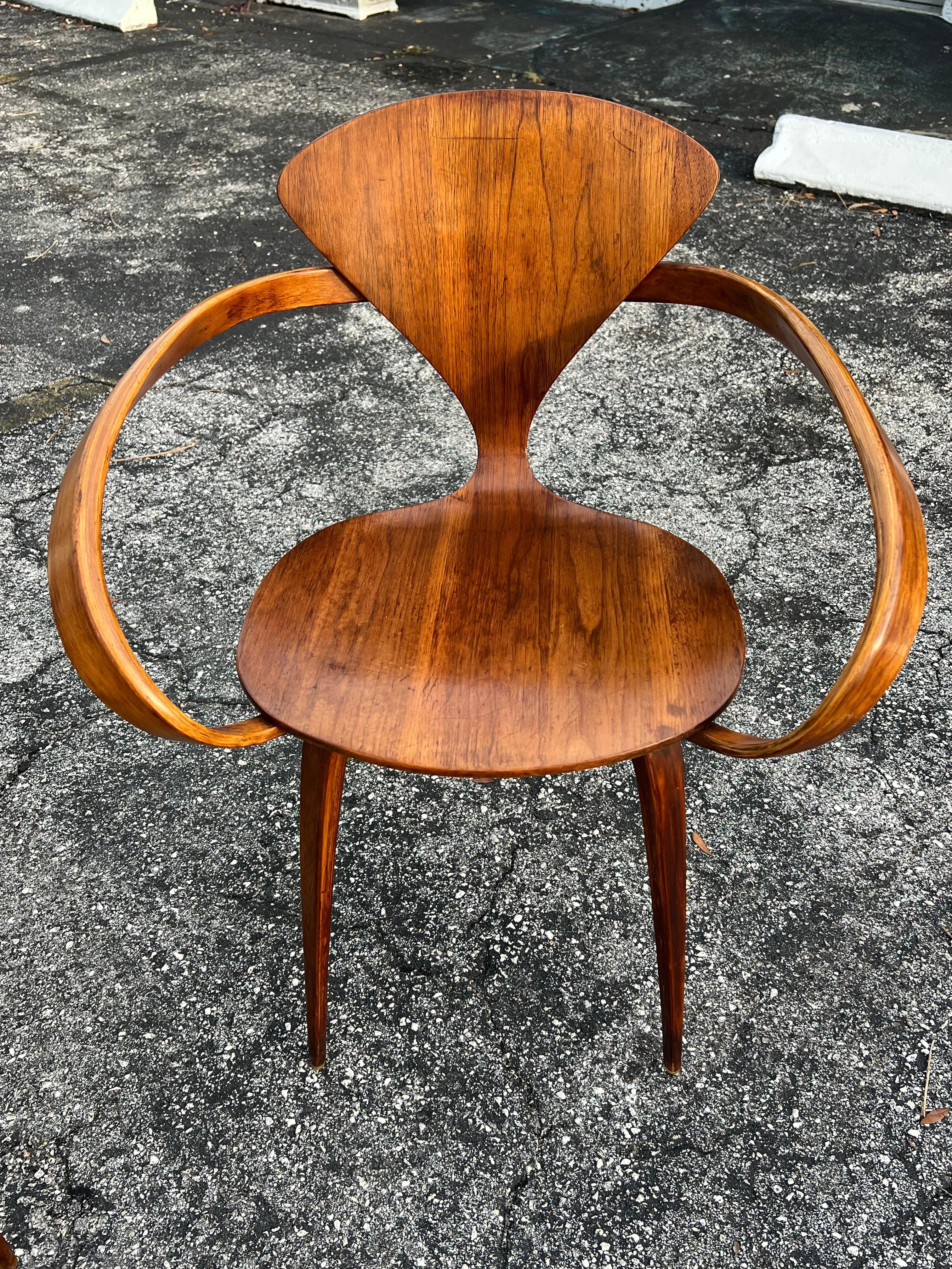 A Vintage Norman Cherner Plycraft Sessel  Und zwei Beistellstühle ca' 1950er Jahre im Zustand „Gut“ im Angebot in St.Petersburg, FL