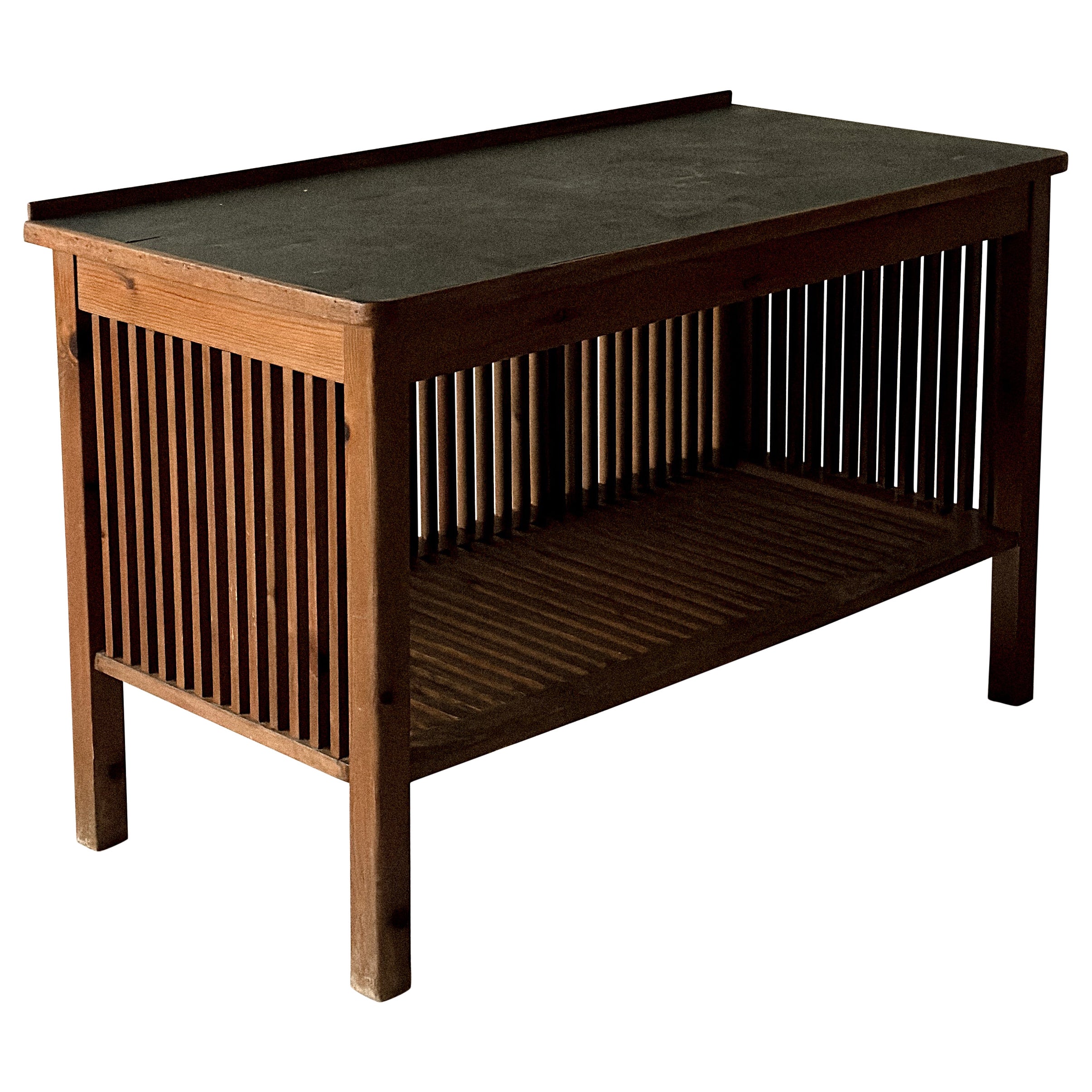 Escritorio de trabajo postal noruego antiguo, c. 1930 en venta