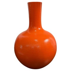 Vintage - Vase bouteille en porcelaine émaillée orange