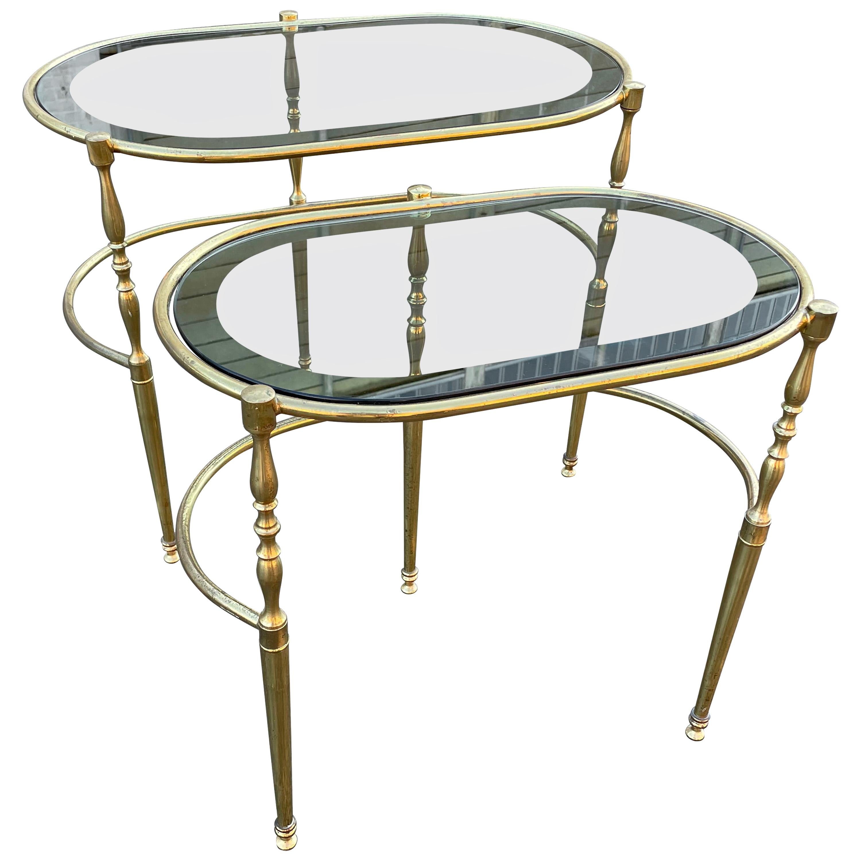 Vieille série de tables latérales style Artdeco du milieu du siècle dernier 