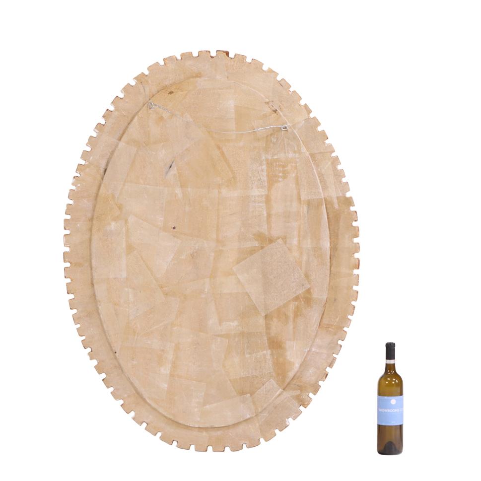 Argentin Miroir mural ovale en verre bleu à panneaux. en vente