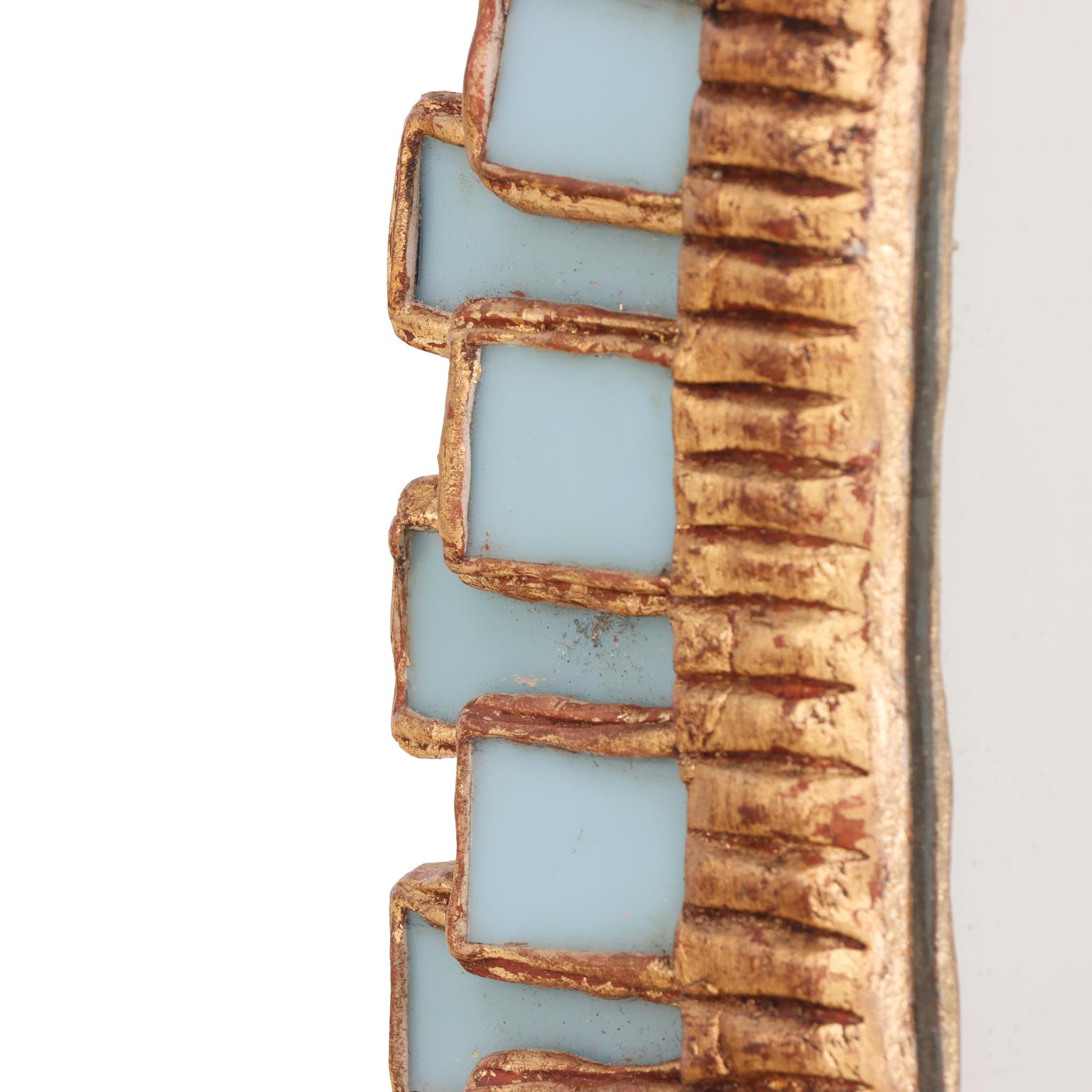 XXIe siècle et contemporain Miroir mural ovale en verre bleu à panneaux. en vente