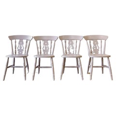A Vintage Set of 4 Taupe Farmhouse Fiddleback Chairs