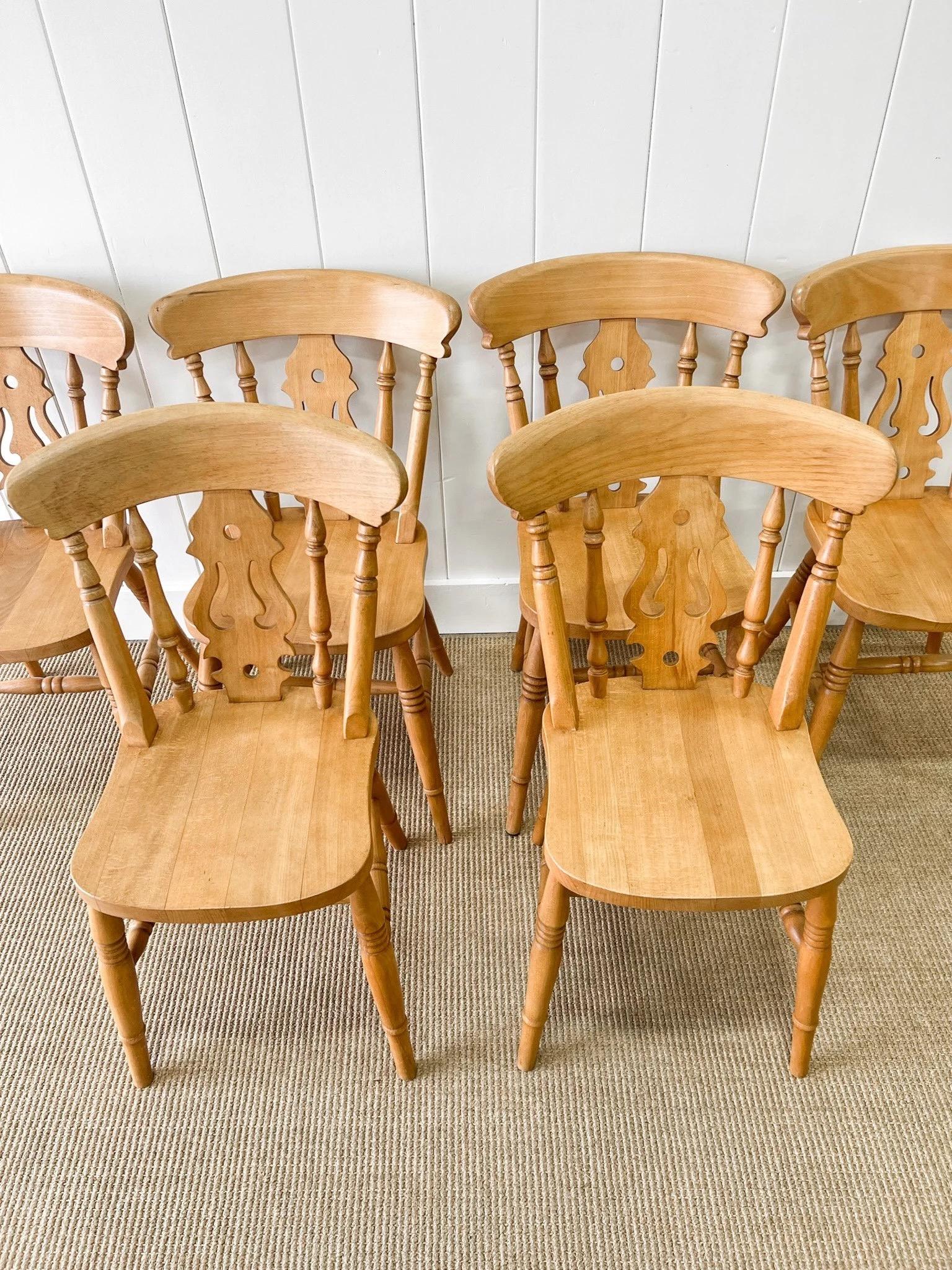 Victorian A Vintage Set of 6 Fiddleback Chairs For Sale