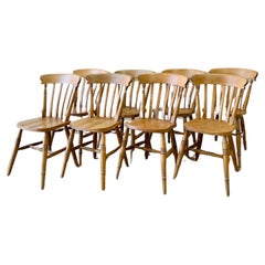 Ensemble vintage de 8 chaises en frêne à dossier latté