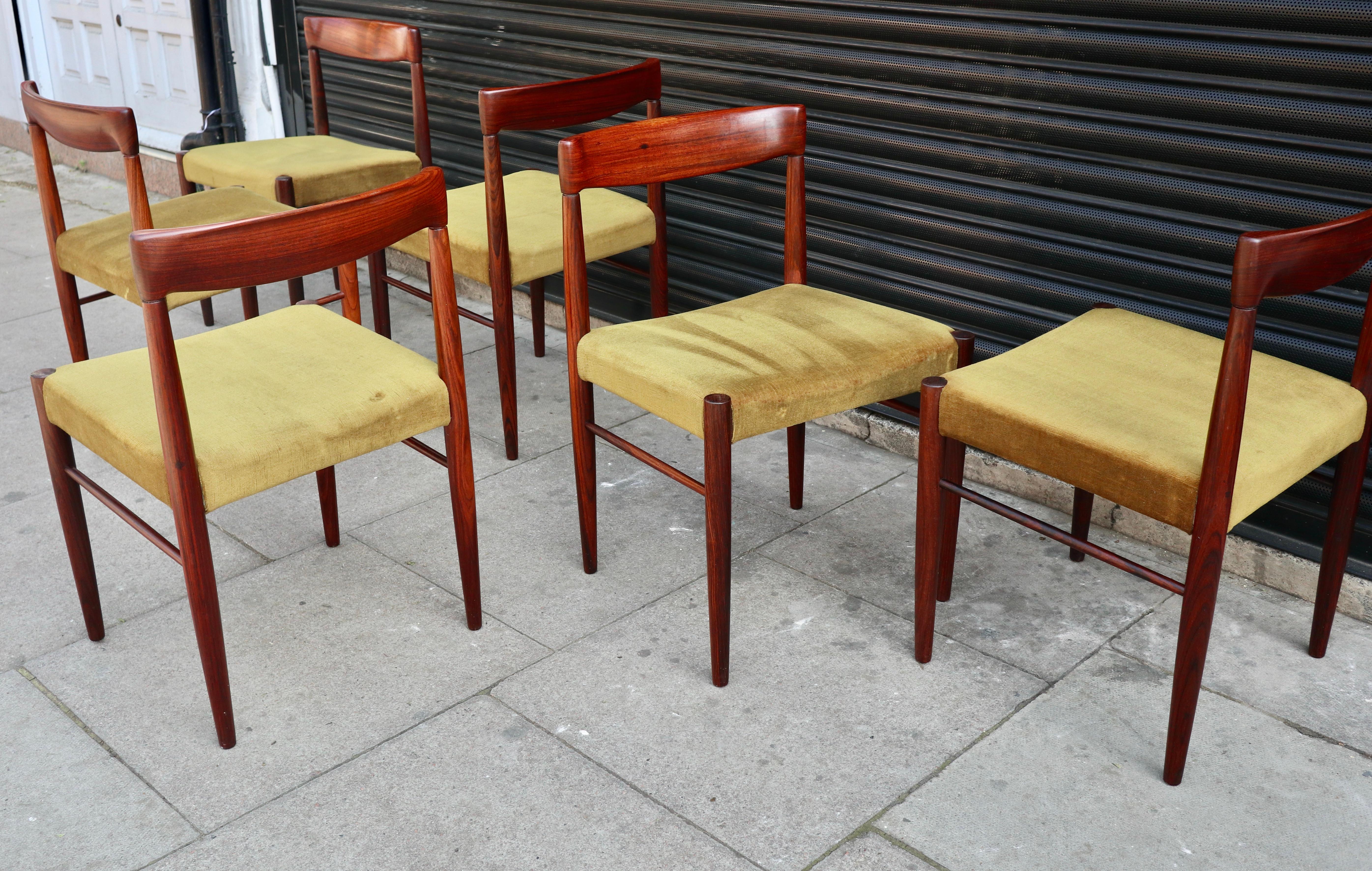 Mid-Century Modern Un ensemble vintage de six chaises de salle à manger danoises en bois de rose des années 1960 par H W Klein pour Bramin en vente