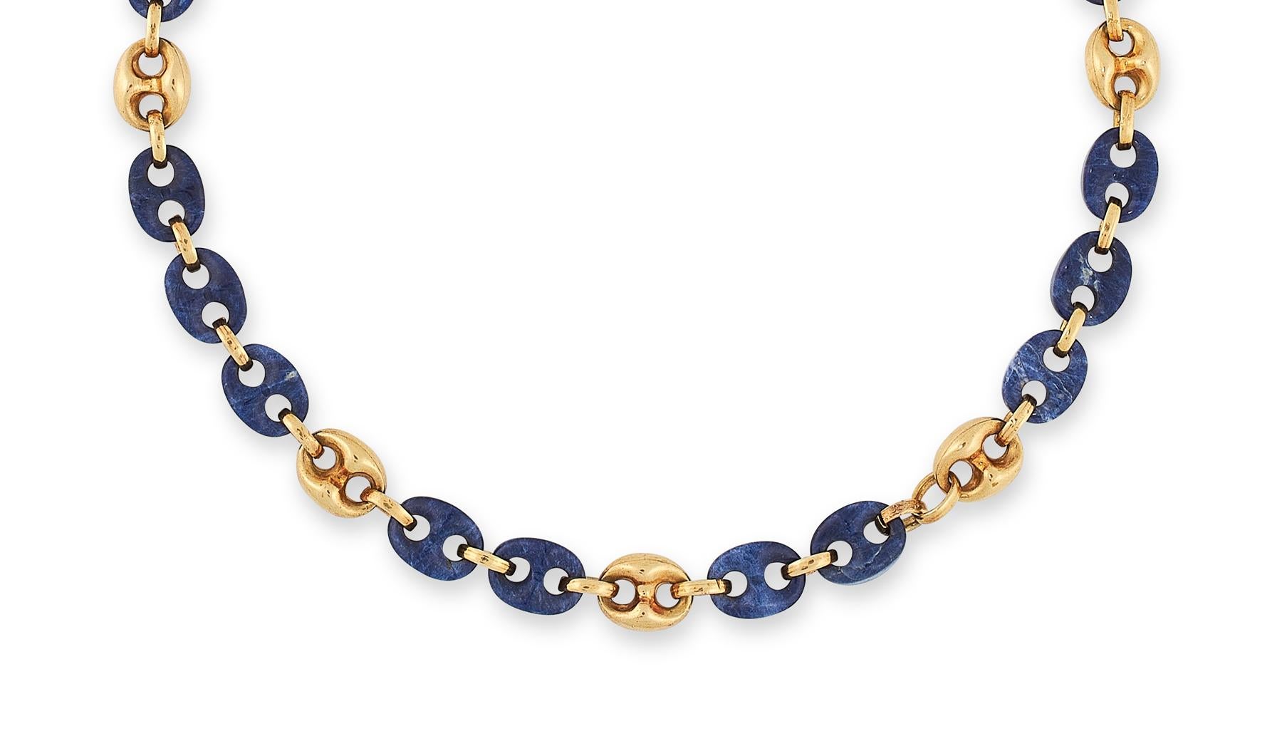 Vntage Sodalite and Gold Link Necklace In Good Condition For Sale In  London, GB