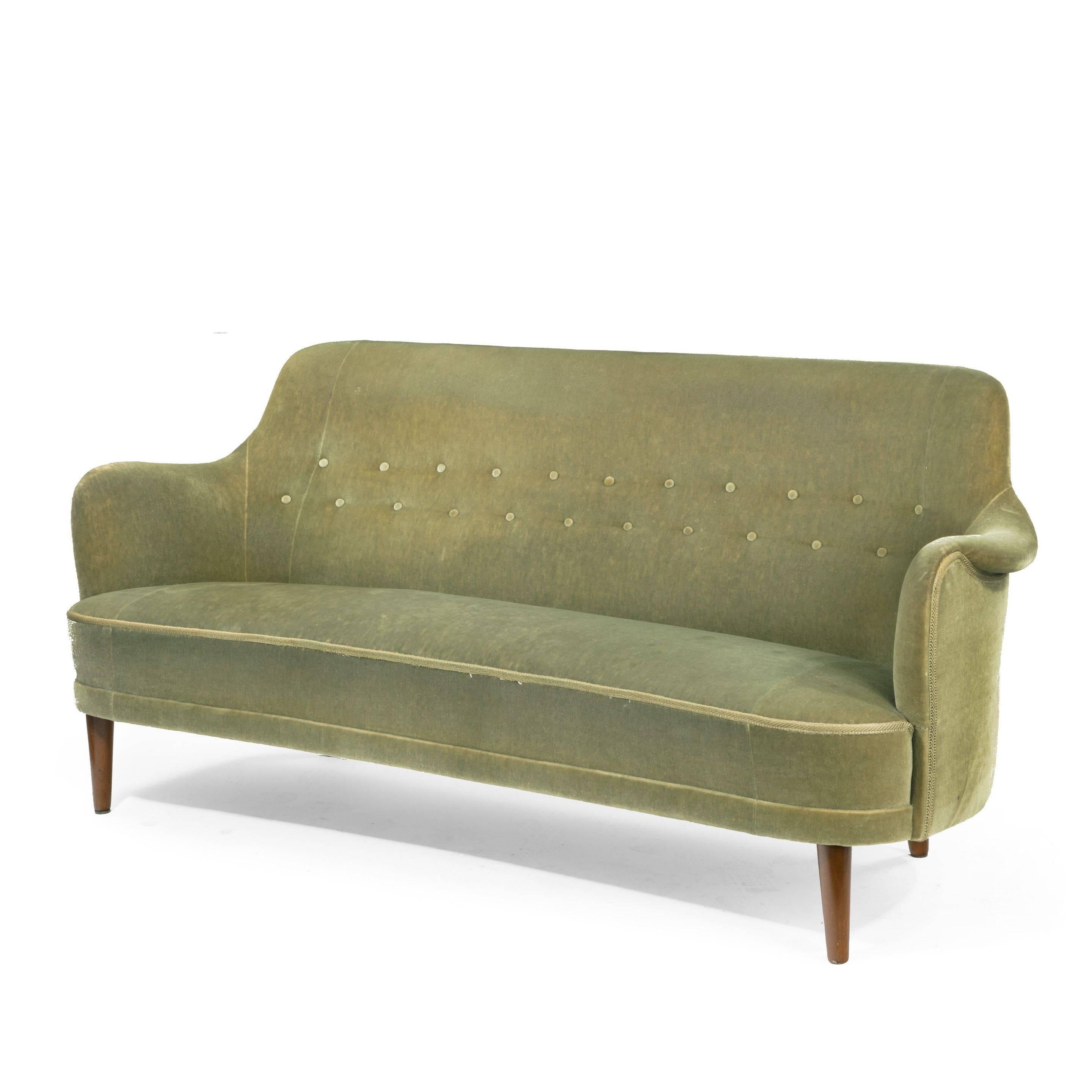 A vintage Carl Malmsten sofa model samsas, circa 1950 (makers label) original fabric.