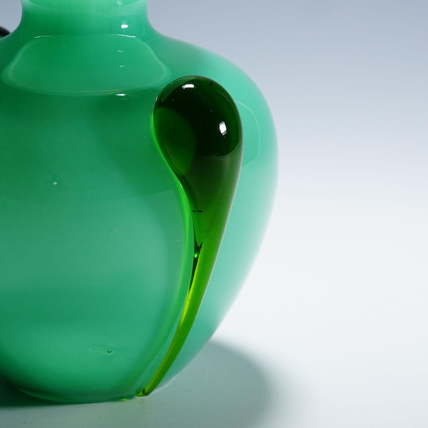 Fait main Vase Vintage en verre d'art Soffiato Murano ca. 1950s en vente