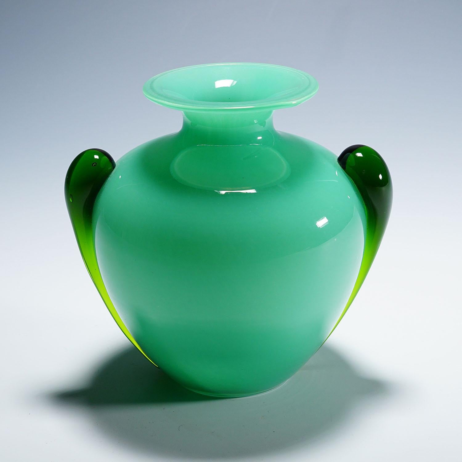 A Vintage Soffiato Art Glass Vase Murano ca. 1950s In Good Condition For Sale In Berghuelen, DE