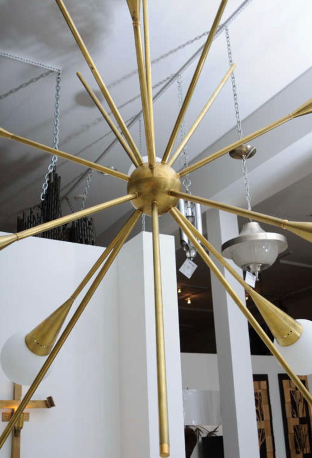 Una lampada Sputnik d'epoca In condizioni buone in vendita a New York, NY