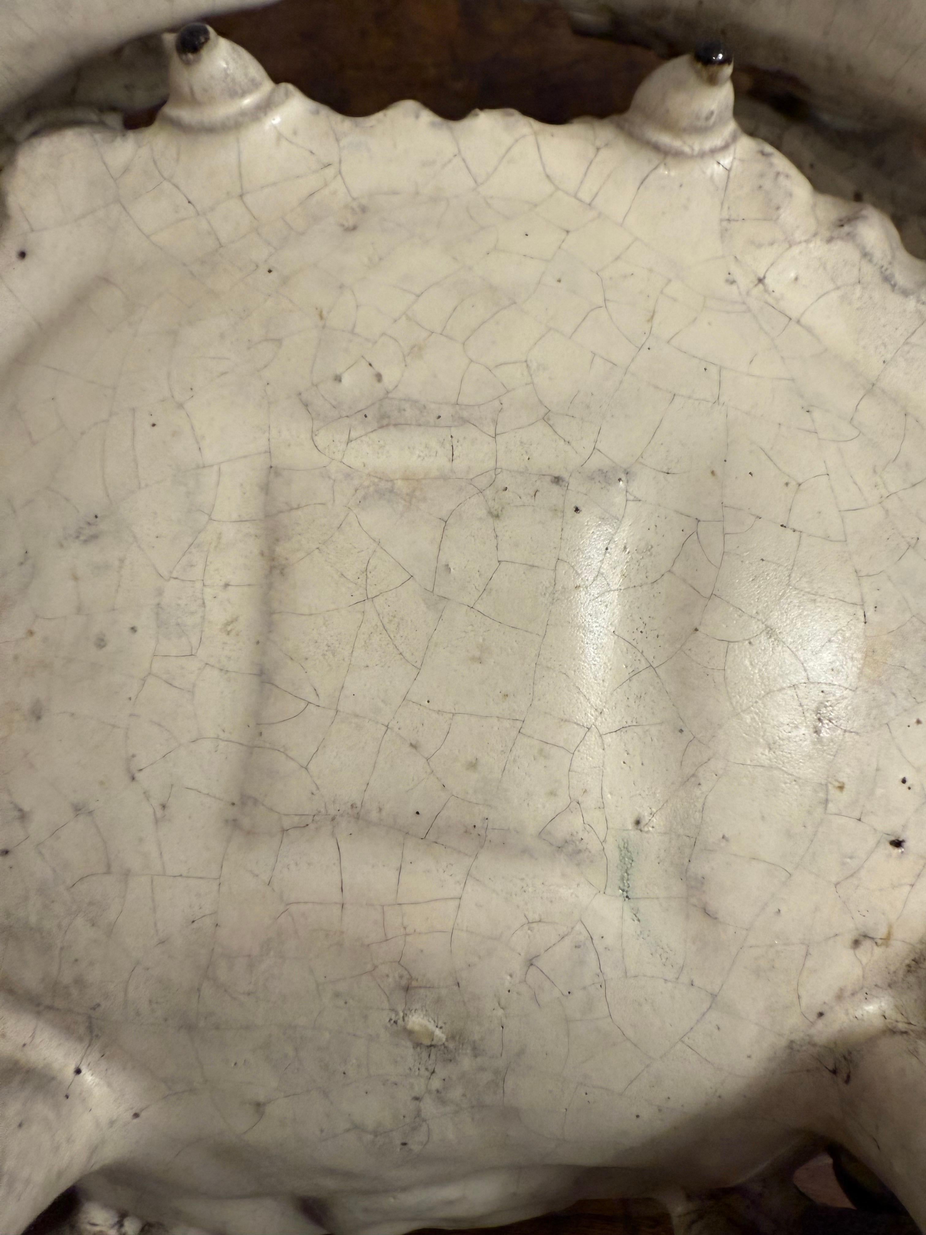 Granchio in gres d'epoca, metà del XX secolo in vendita 4