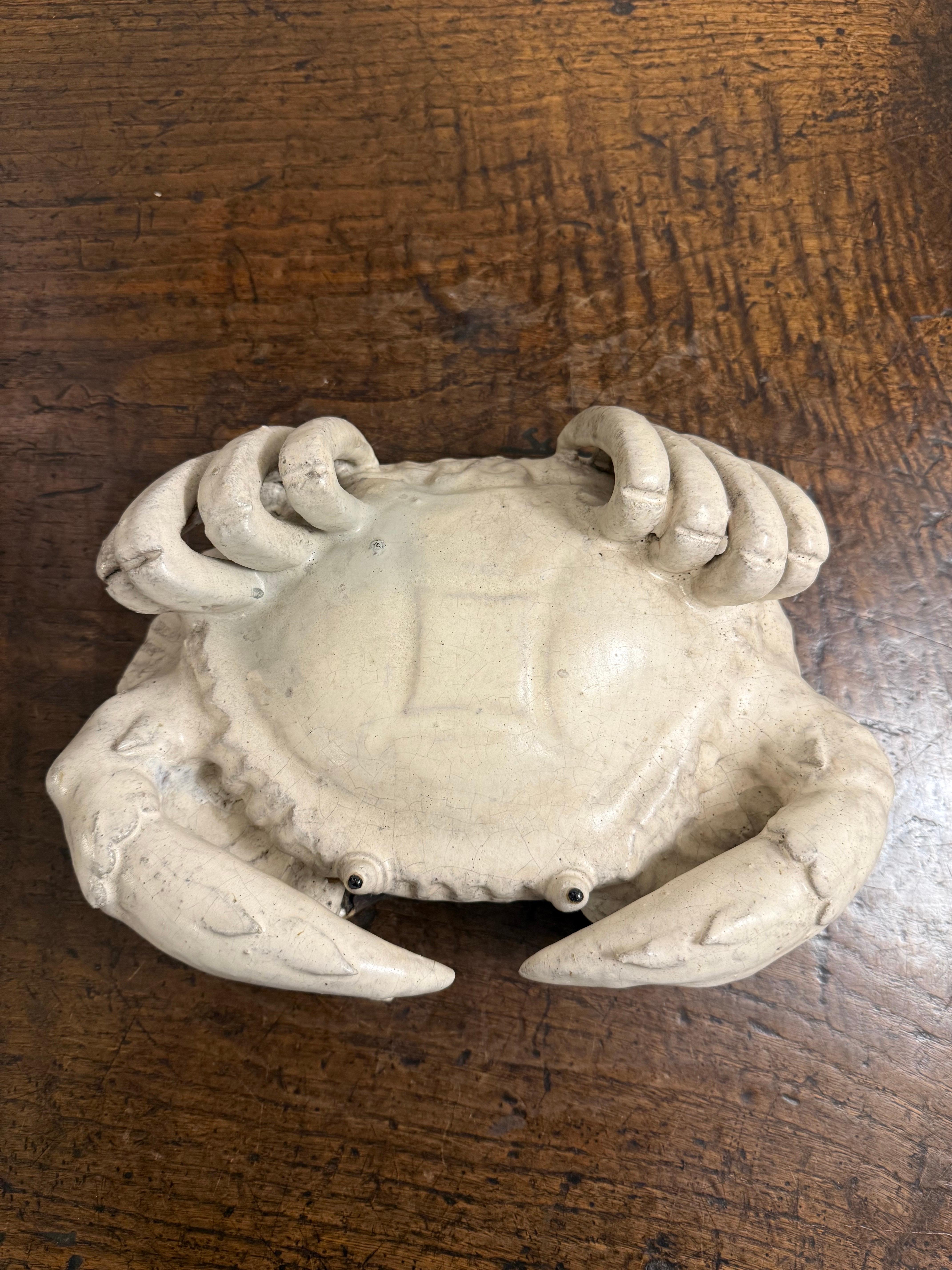 Granchio in gres d'epoca, metà del XX secolo in vendita 5