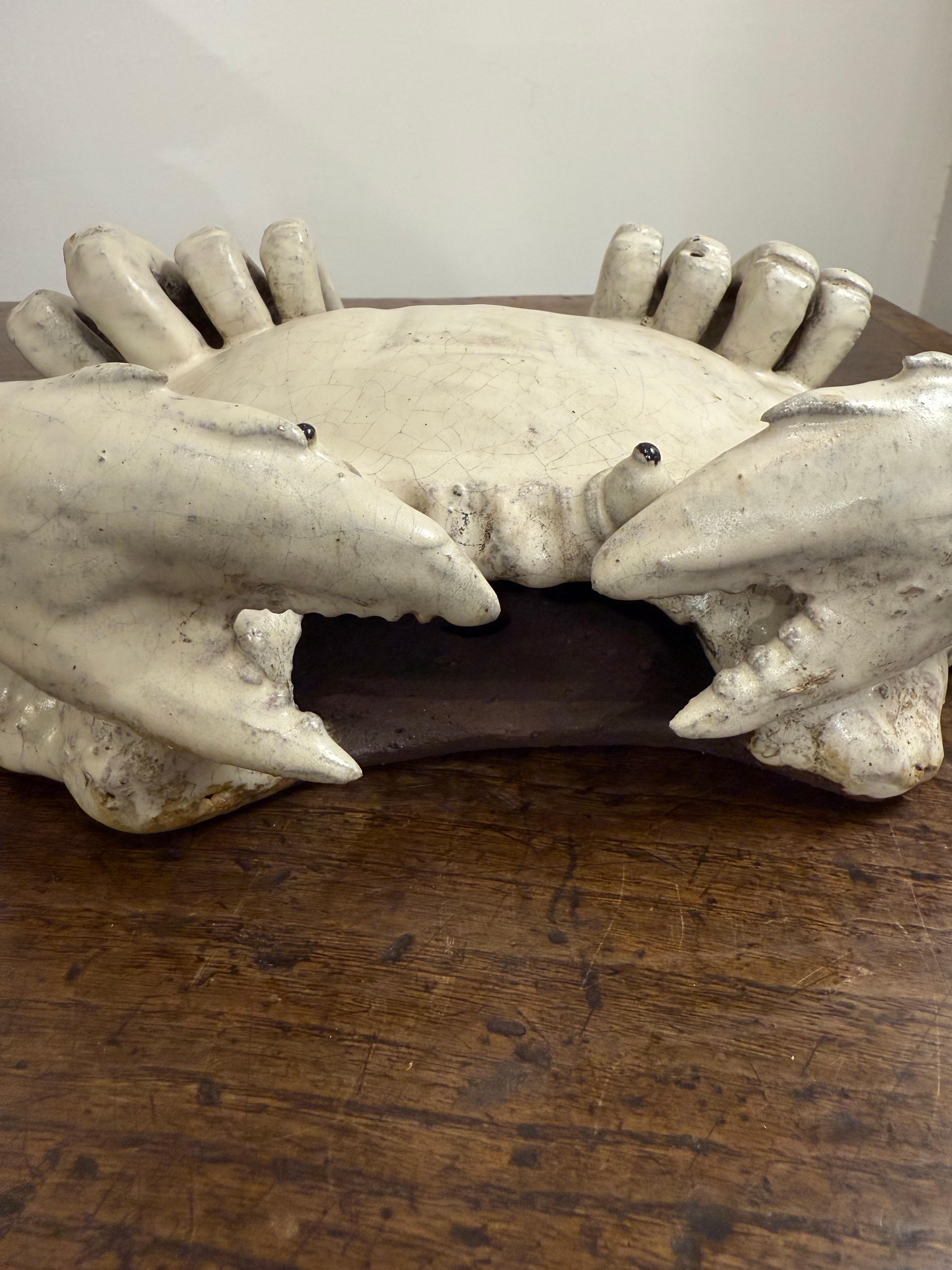 Granchio in gres d'epoca, metà del XX secolo in vendita 6