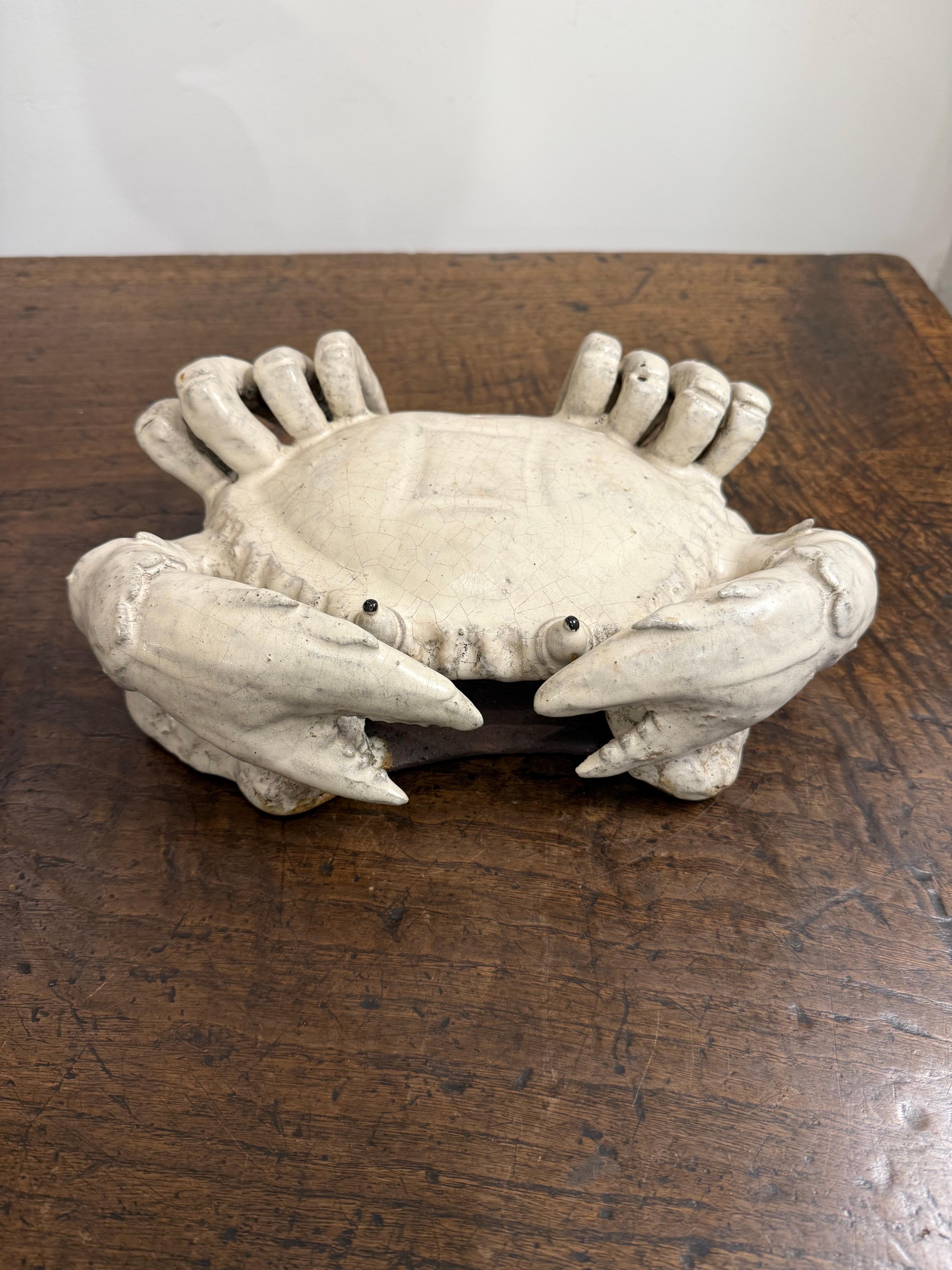 Granchio in gres d'epoca, metà del XX secolo In condizioni buone in vendita a ARMADALE, VIC