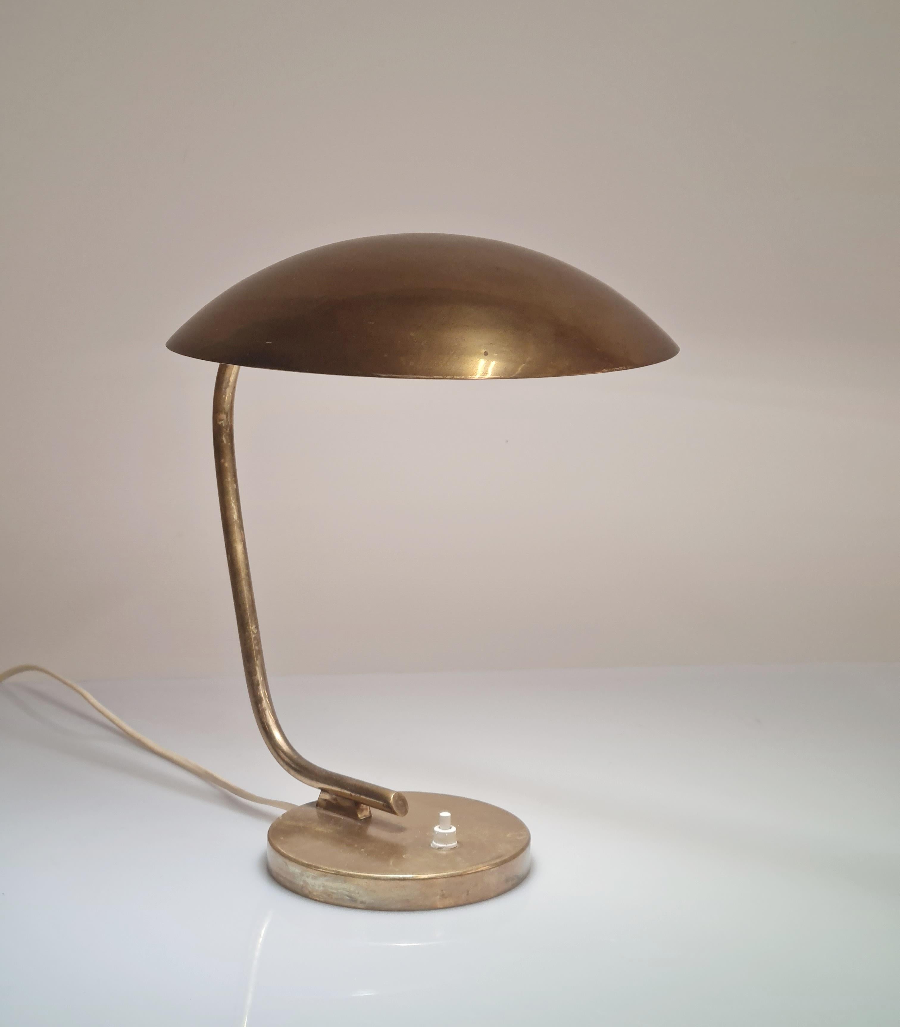 Scandinavian Modern A Vintage Table Lamp in Full Brass Model EV 61 for Itsu For Sale