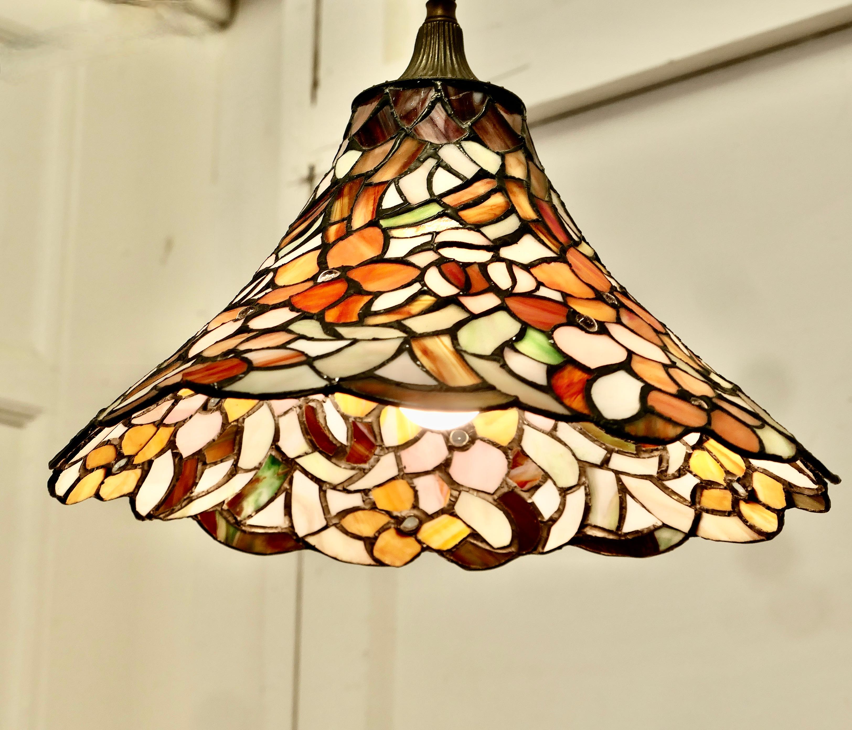 Vintage Tiffany Arts and Crafts-Lampenschirm im Vintage-Stil (Frühes 20. Jahrhundert) im Angebot