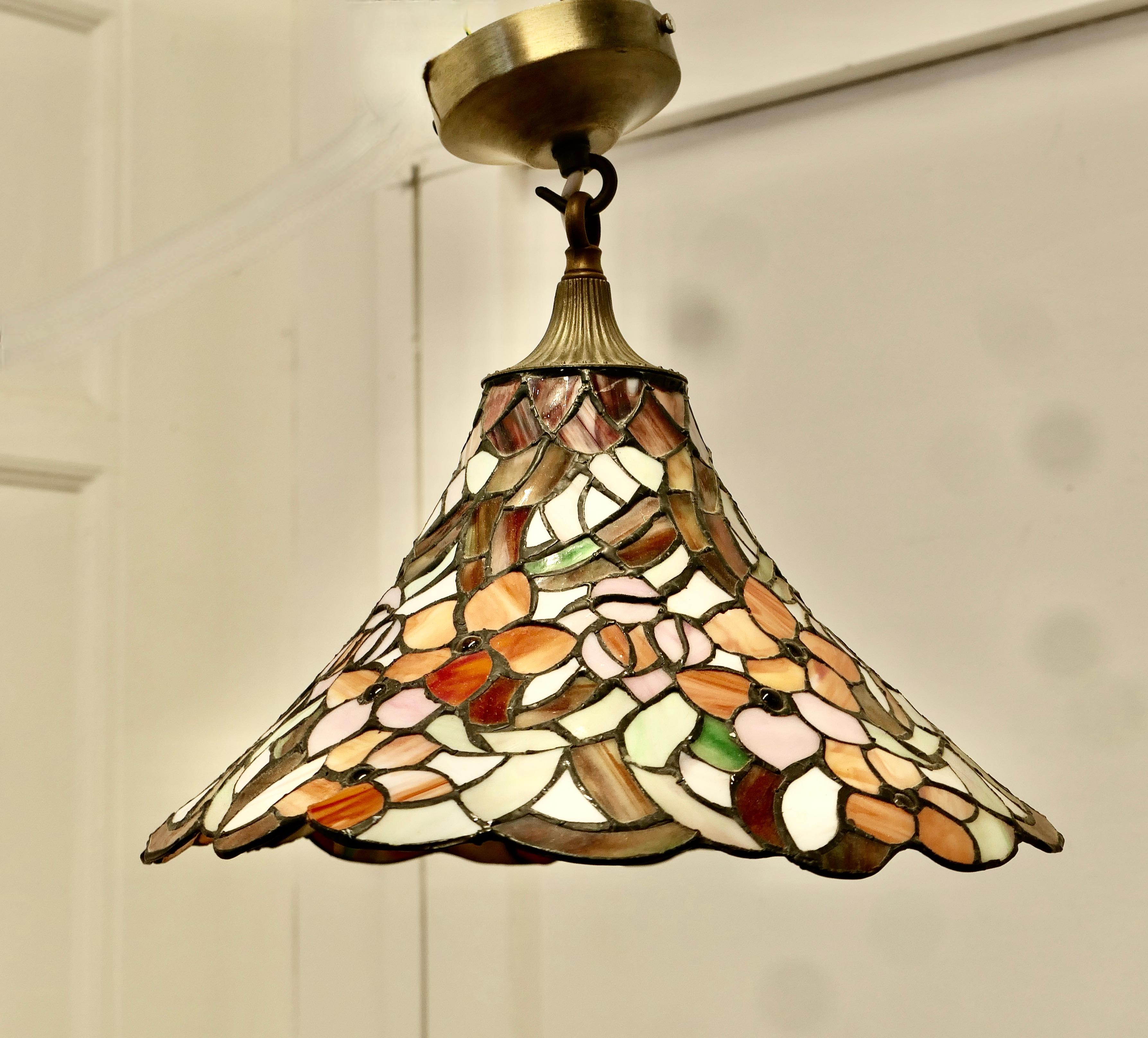 Vintage Tiffany Arts and Crafts-Lampenschirm im Vintage-Stil im Angebot 1