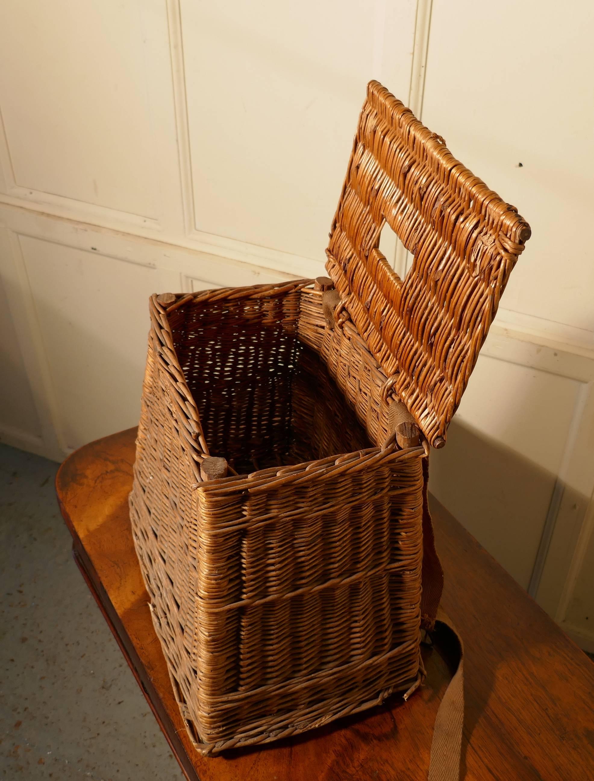 Vintage Victorian Wicker Fisherman''s Basket Creel im Zustand „Gut“ im Angebot in Chillerton, Isle of Wight