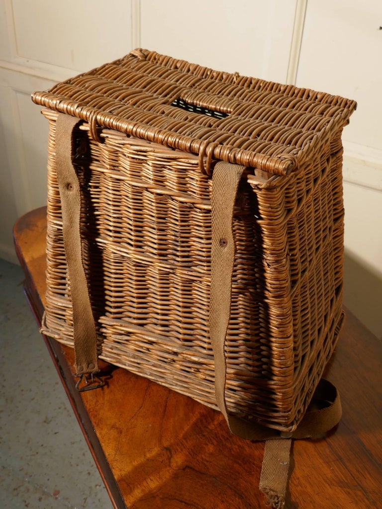Vintage Victorian Wicker Fishing Creel For Sale at 1stDibs