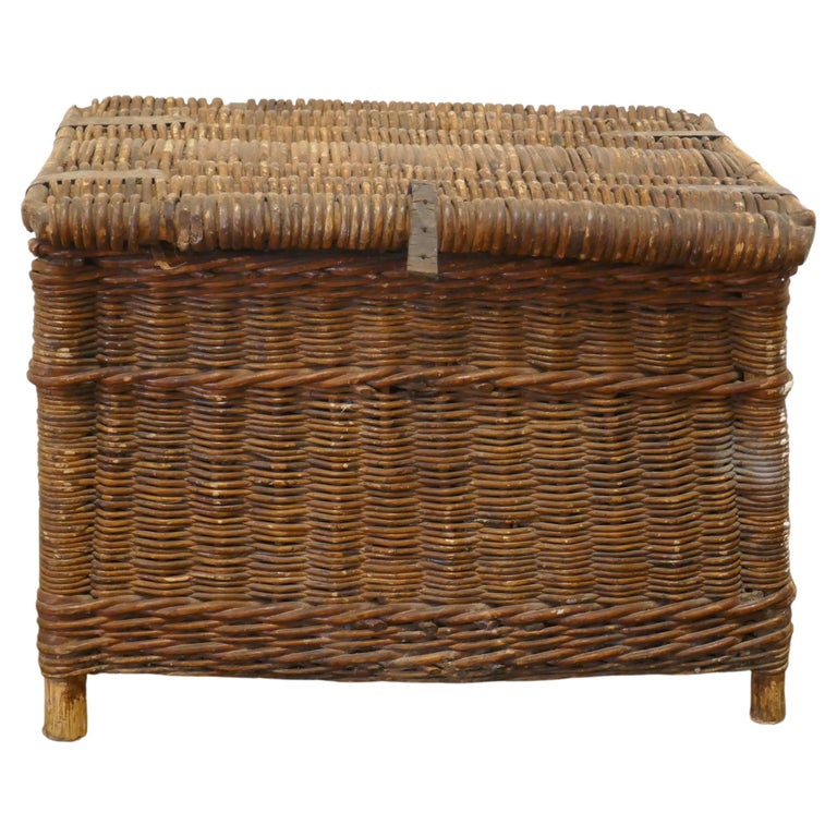 Vintage Victorian Wicker Fishing Creel For Sale at 1stDibs