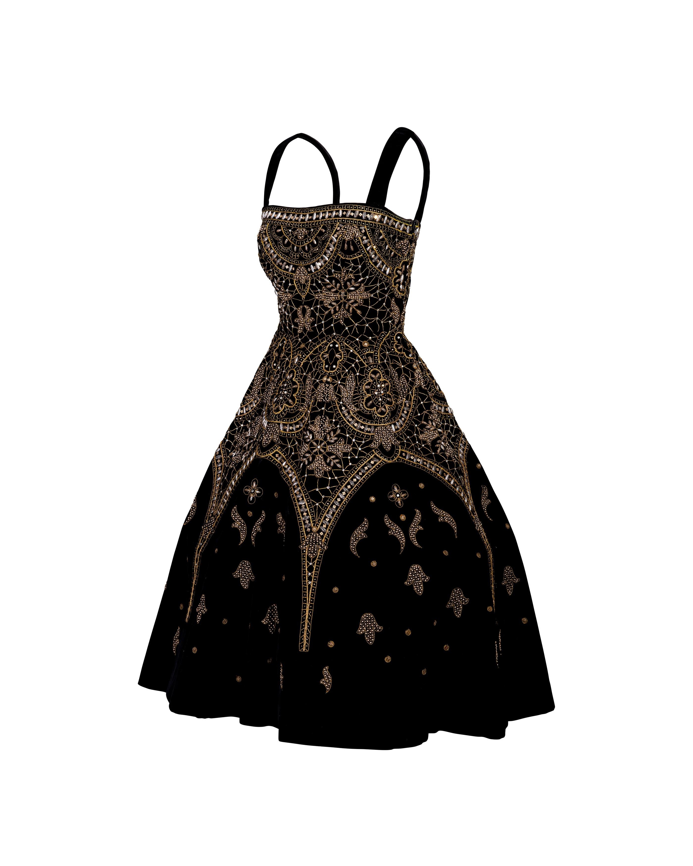 A/W 1956 Jeanne Lanvin Haute Couture Black and Gold Embroidered Velvet Dress In Good Condition For Sale In North Hollywood, CA