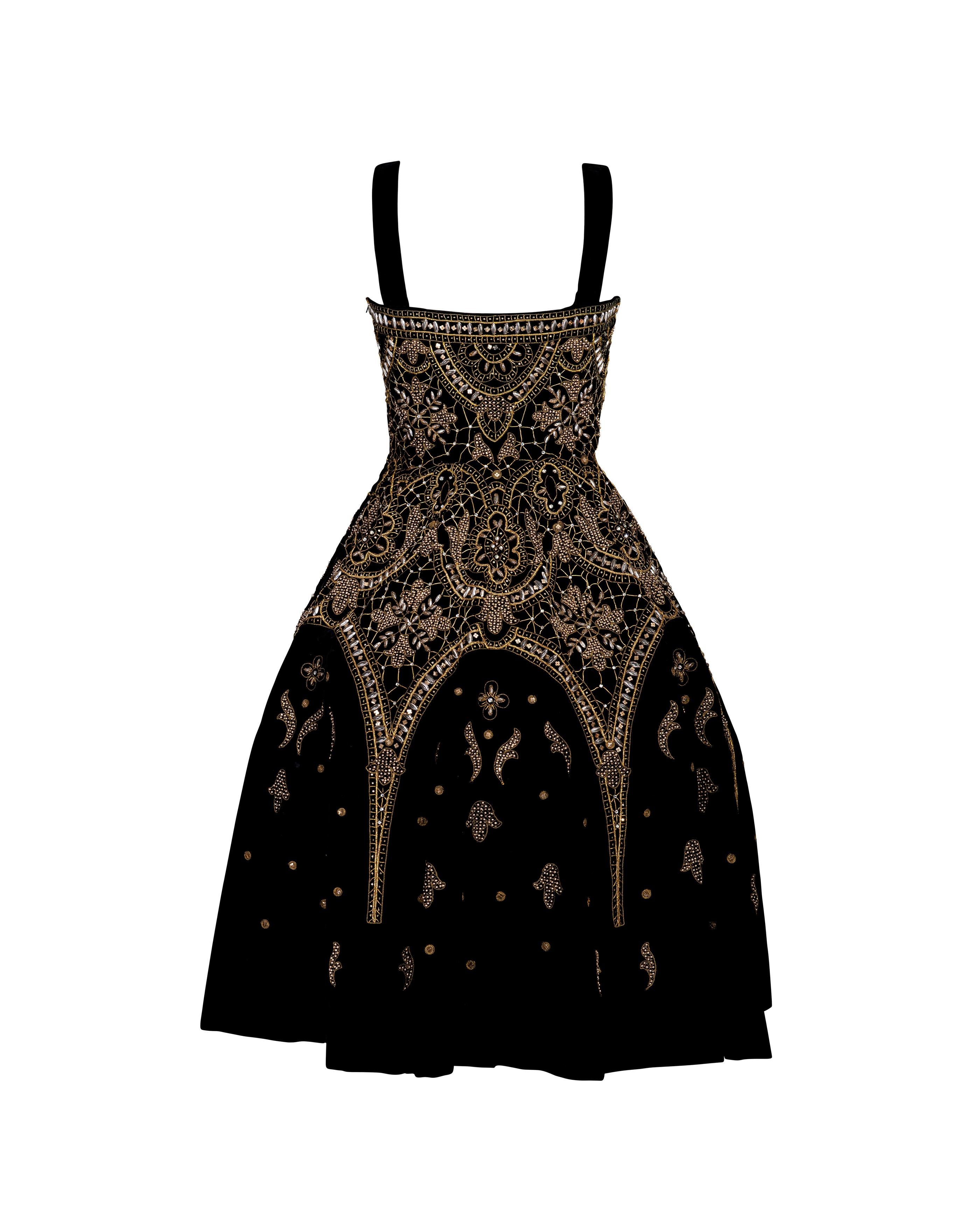 A/W 1956 Jeanne Lanvin Haute Couture Black and Gold Embroidered Velvet Dress For Sale 1