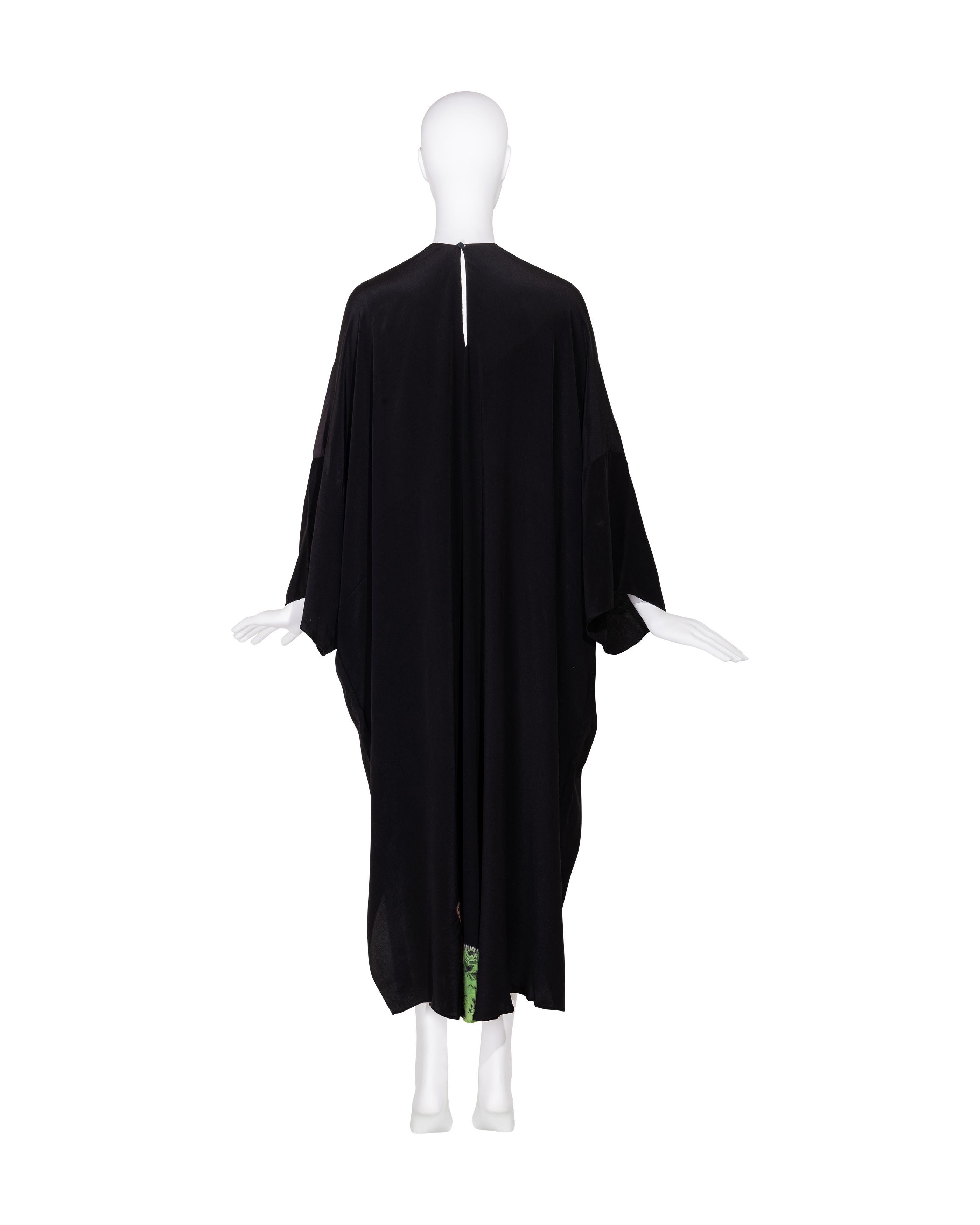 A/W 1972 Halston Schwarzer Seidenkrepp, handgefärbtes Gesichtskleid und signierter Druck im Angebot 1